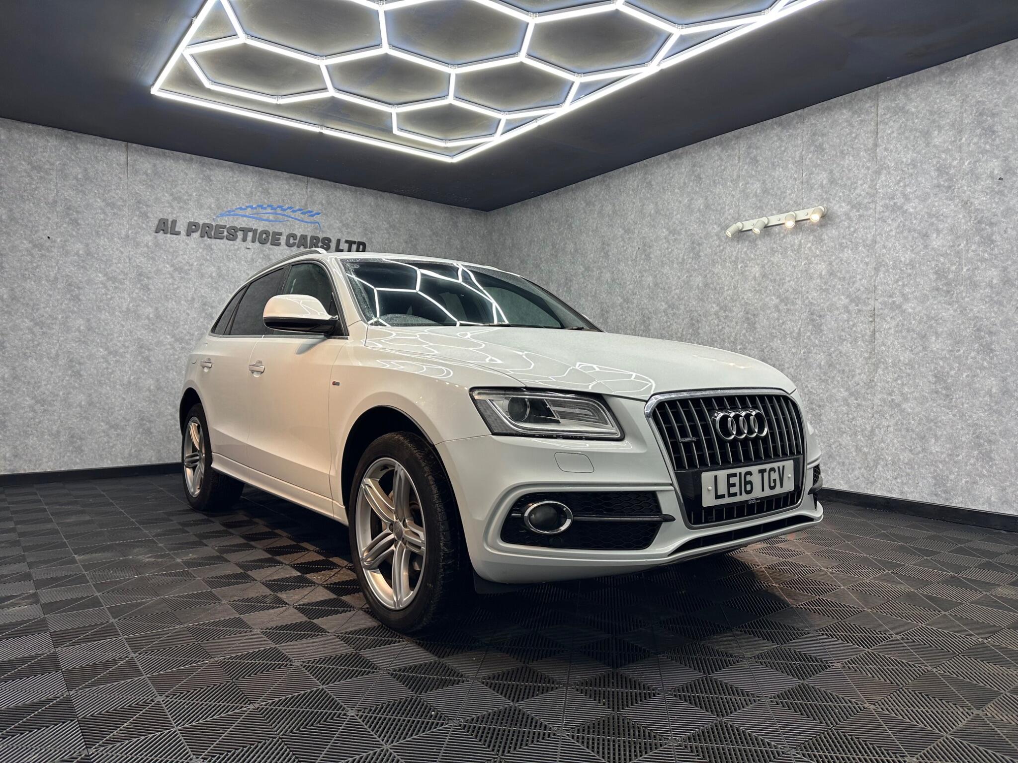 Audi Q5 view 5