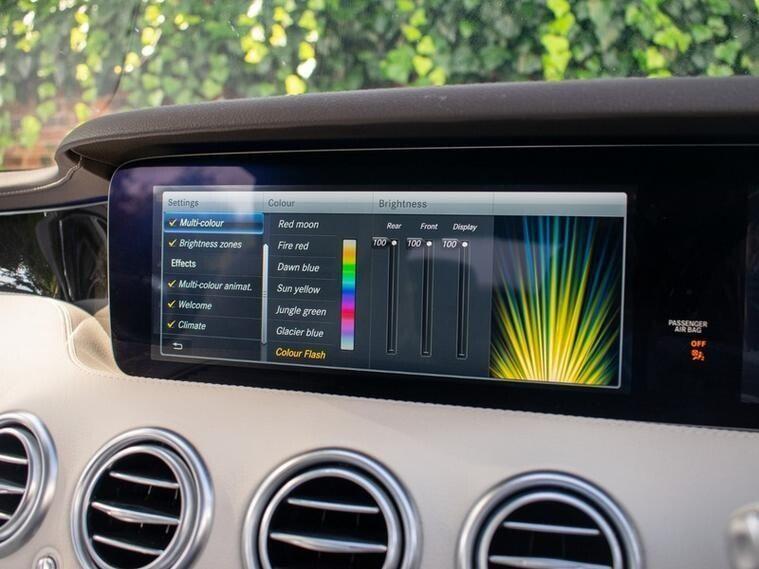 Mercedes-Benz S-Class view 19