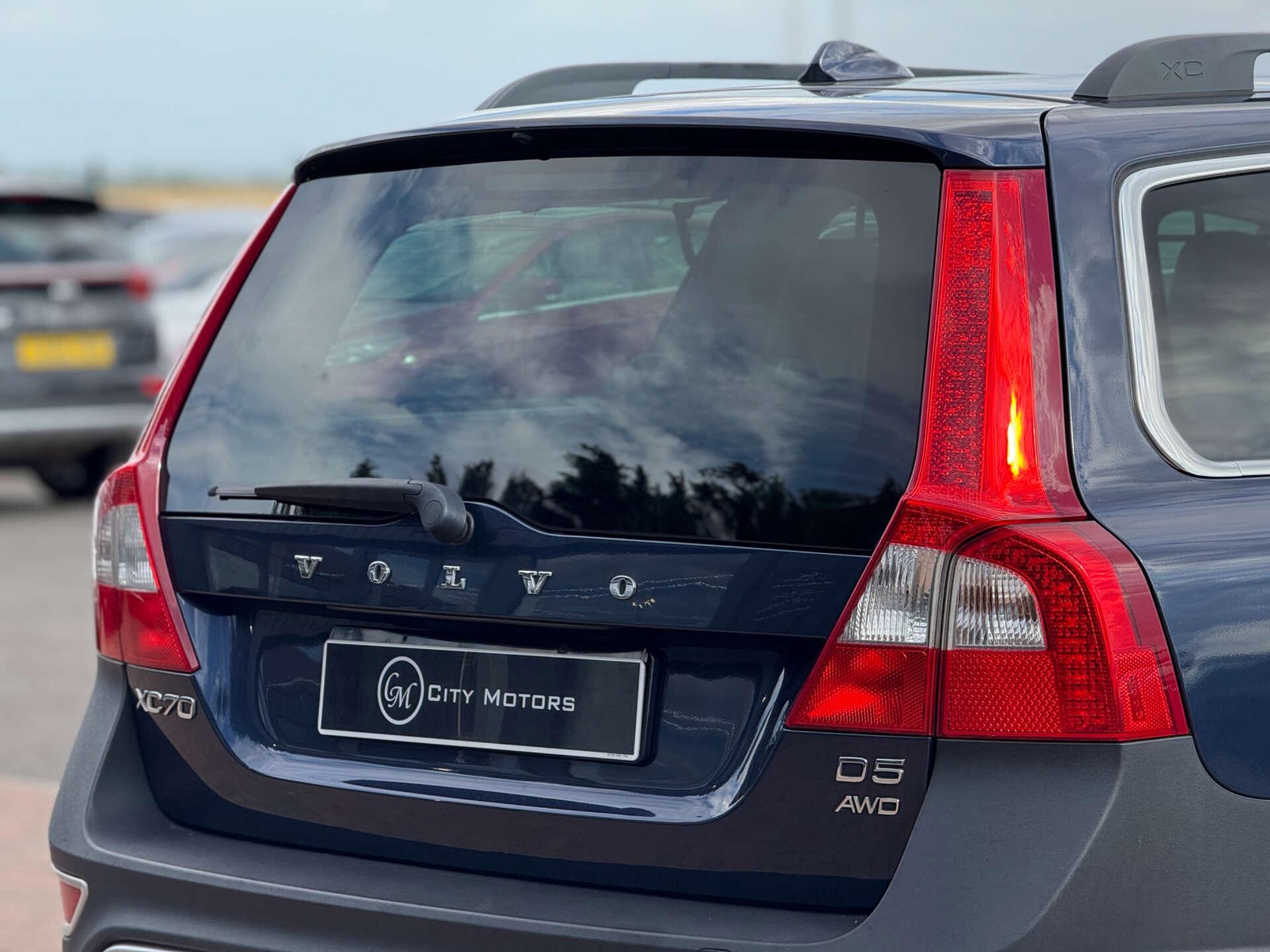 Volvo XC70 view 18