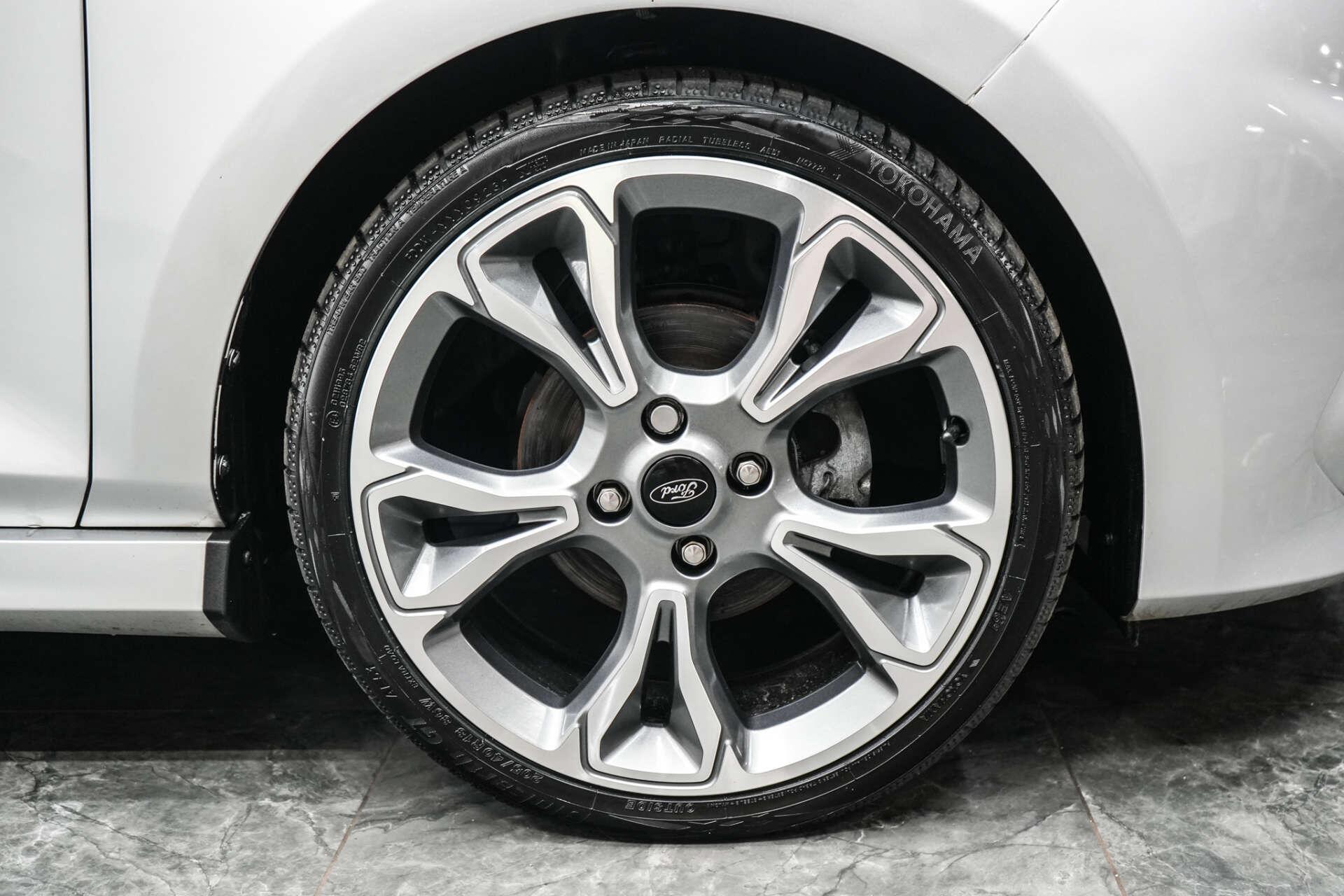 Ford Fiesta view 7