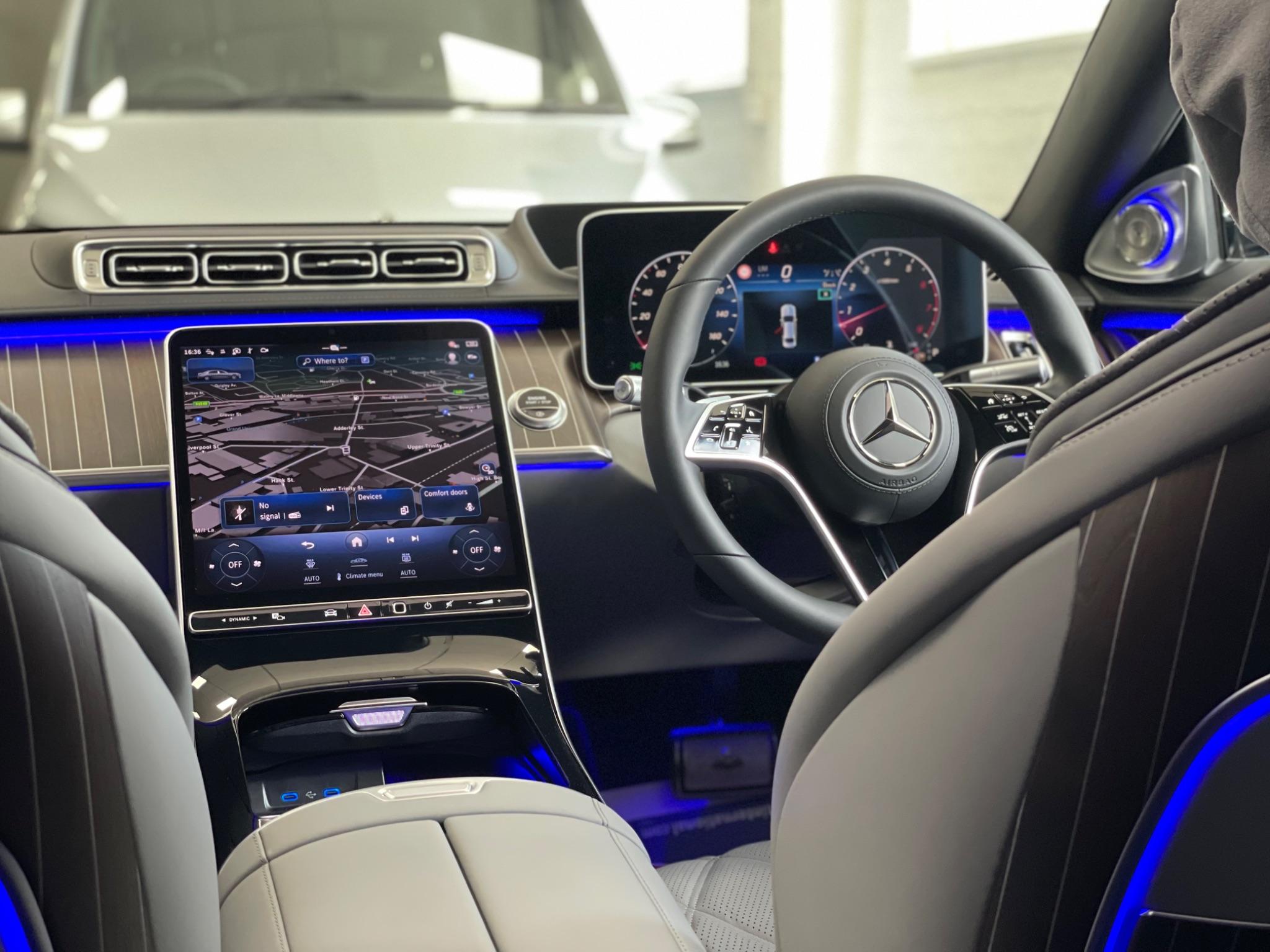 Mercedes-Benz S-Class view 39