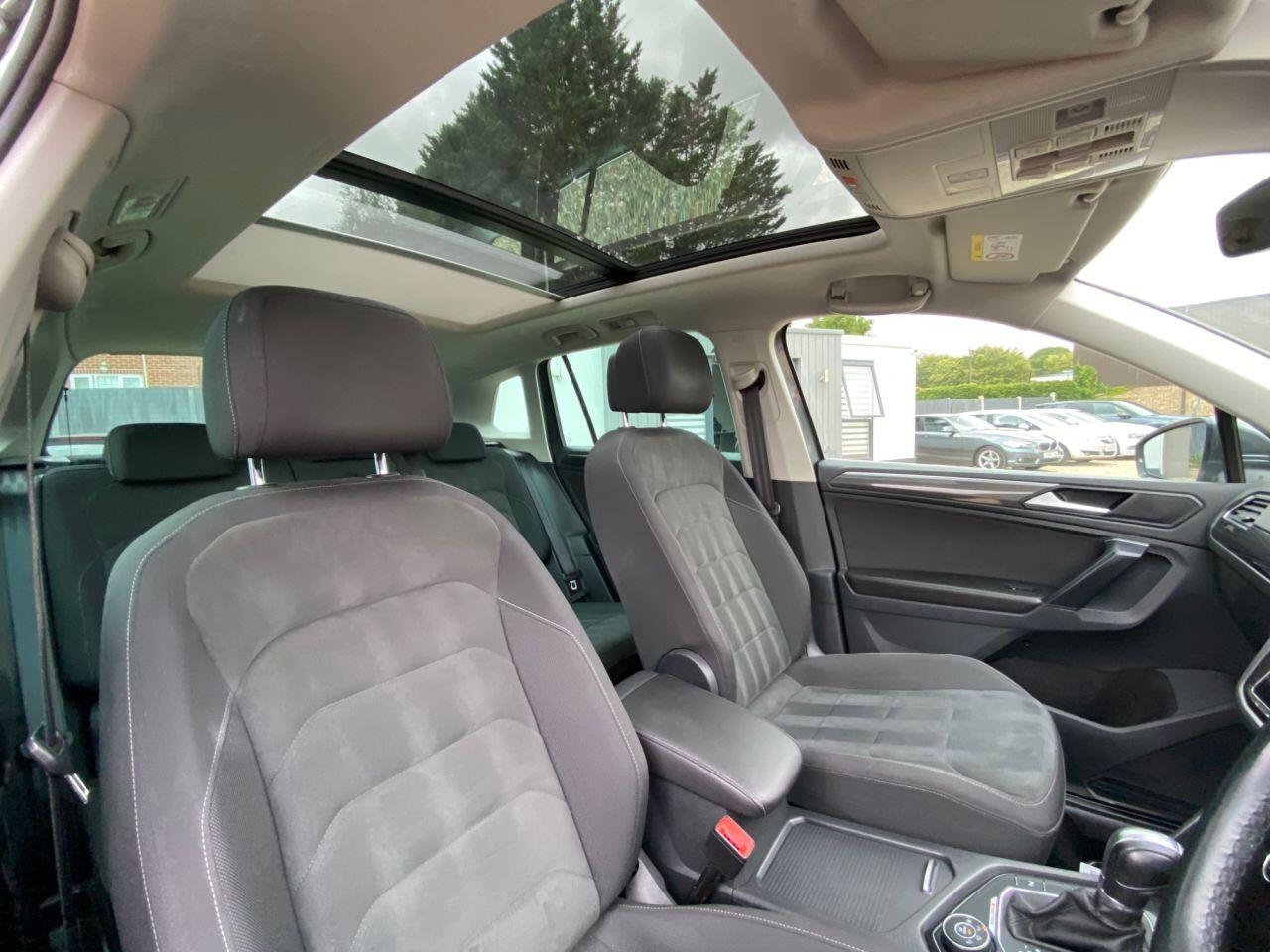 Volkswagen Tiguan view 14