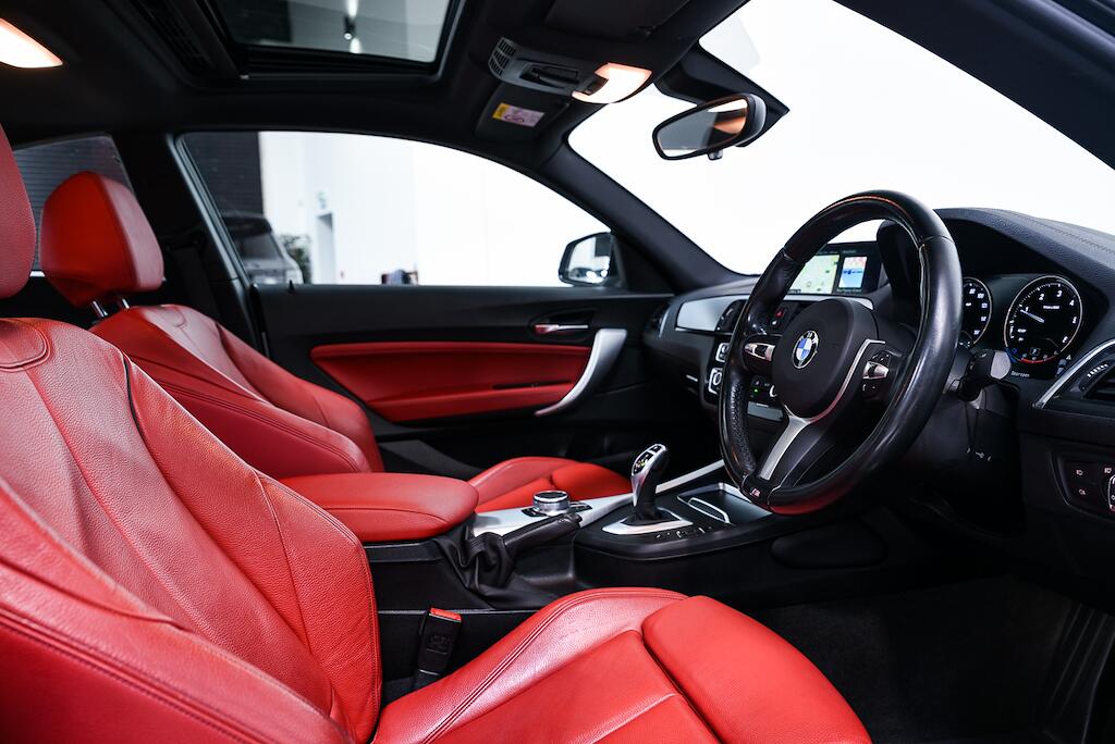 BMW 2 Series view 11