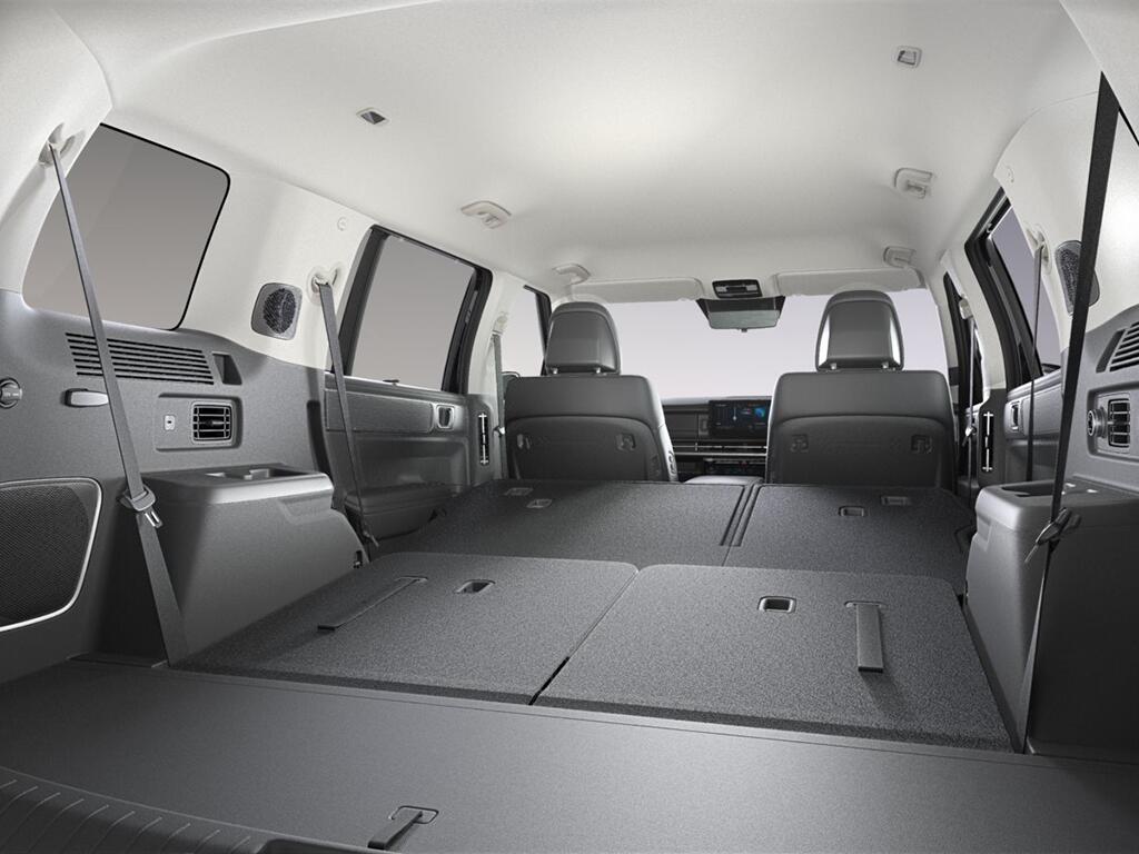 Hyundai Santa Fe view 6