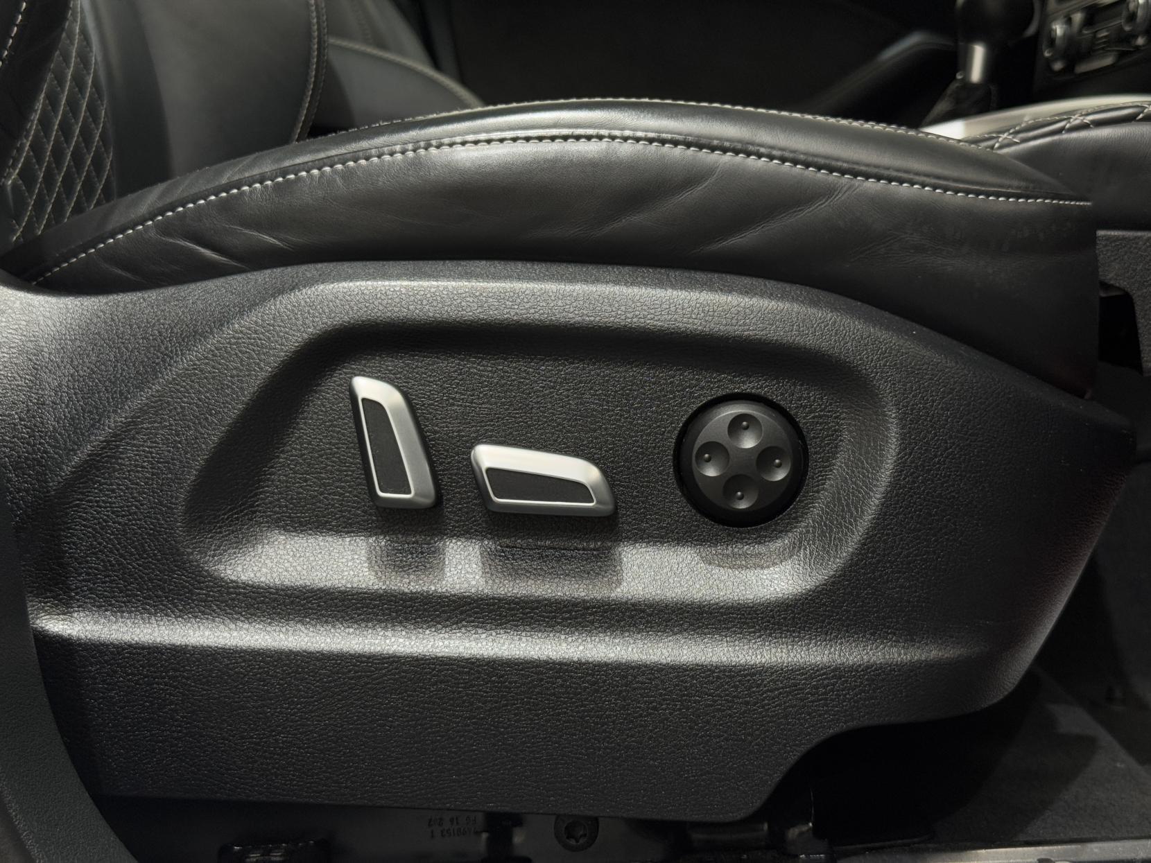 Audi SQ5 view 22