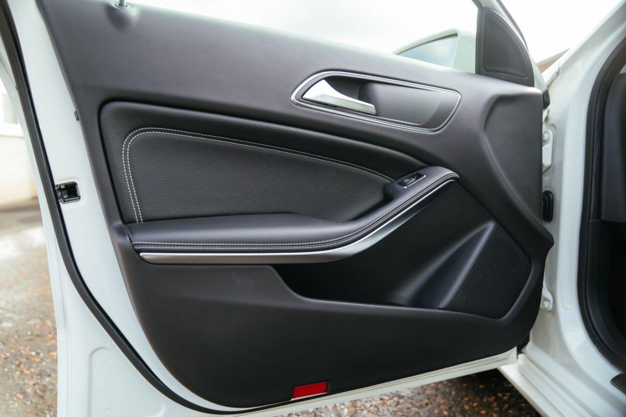 Mercedes-Benz A-Class view 55