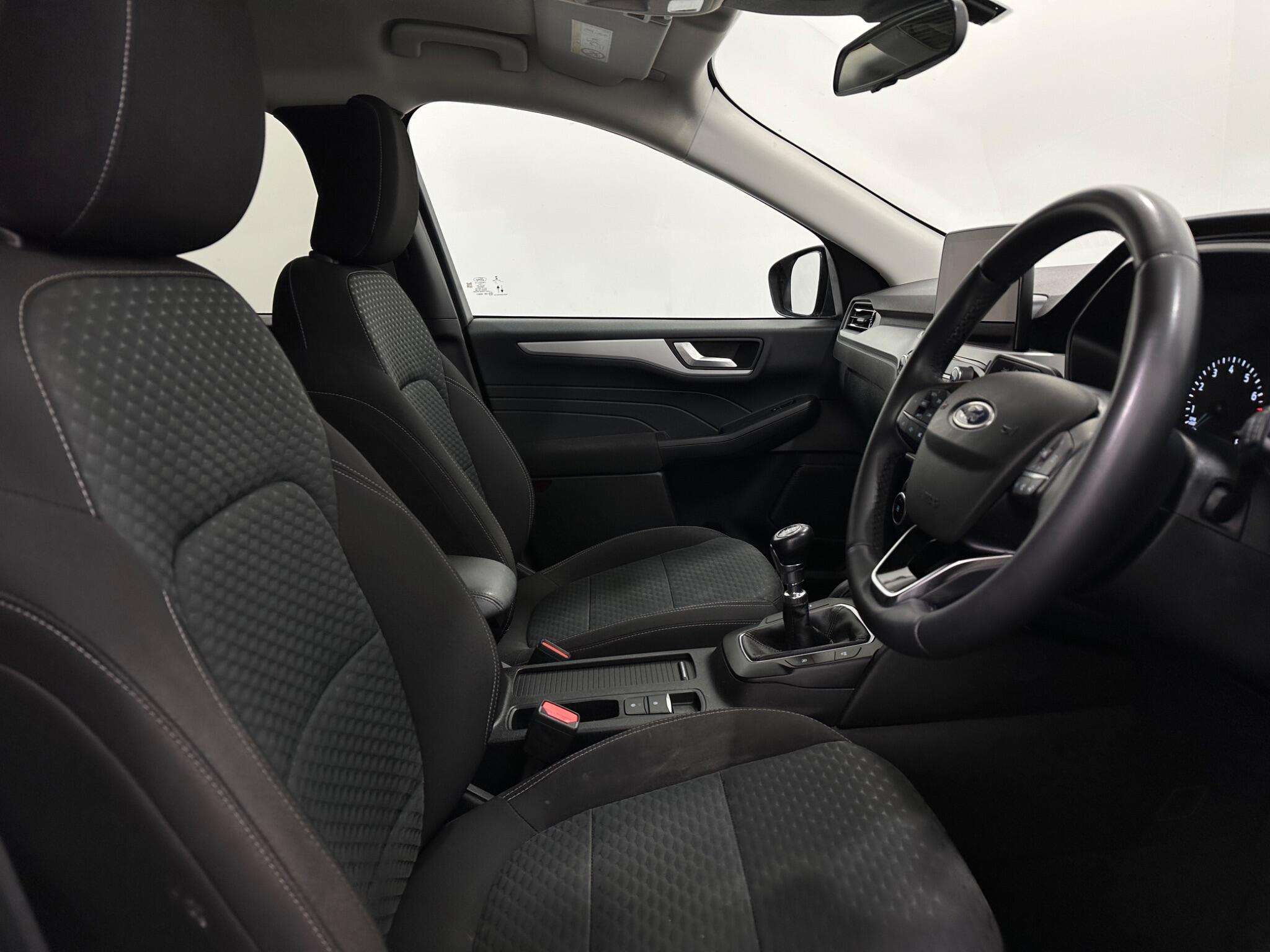 Ford Kuga view 31