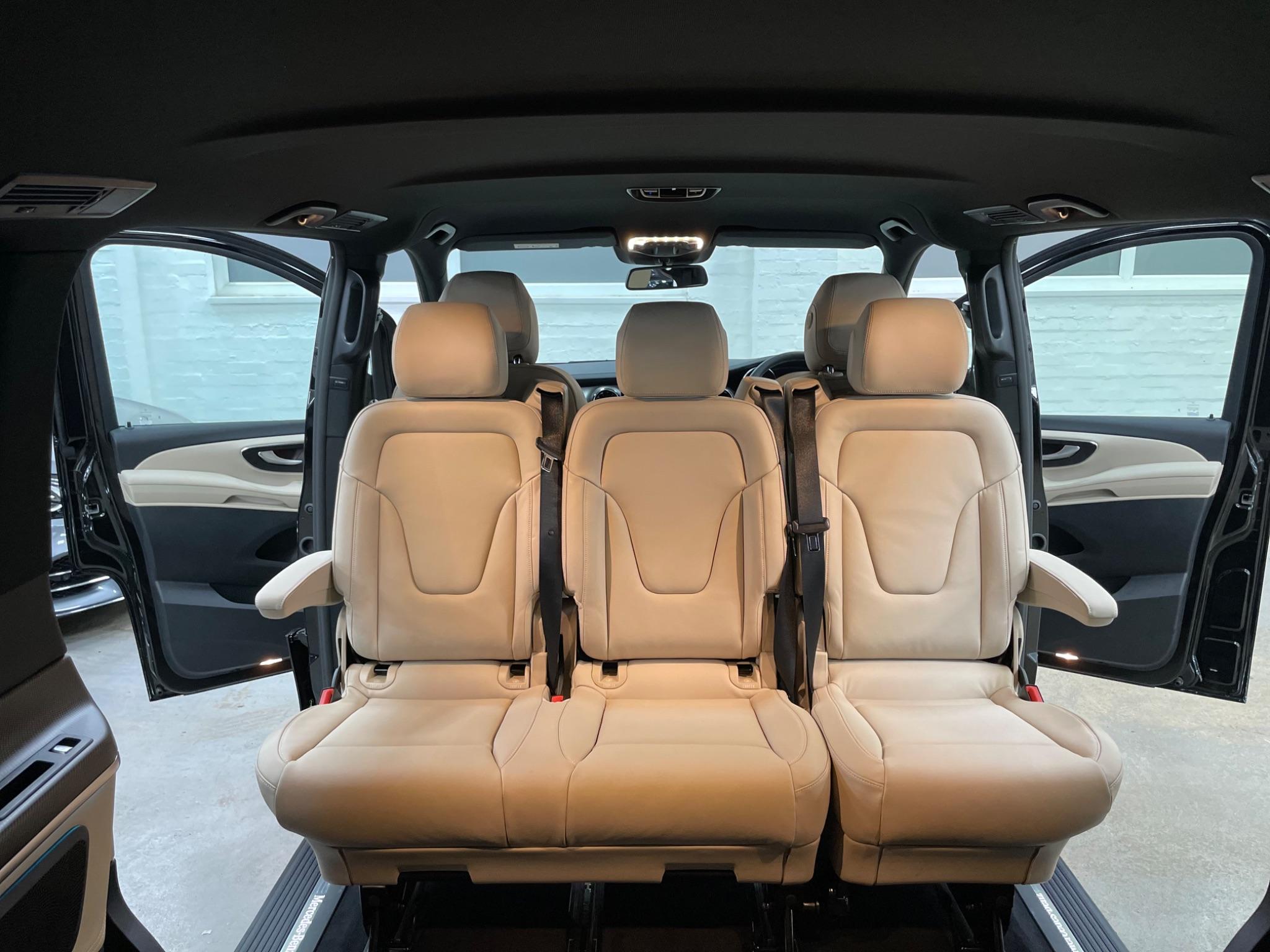 Mercedes-Benz V-Class view 9