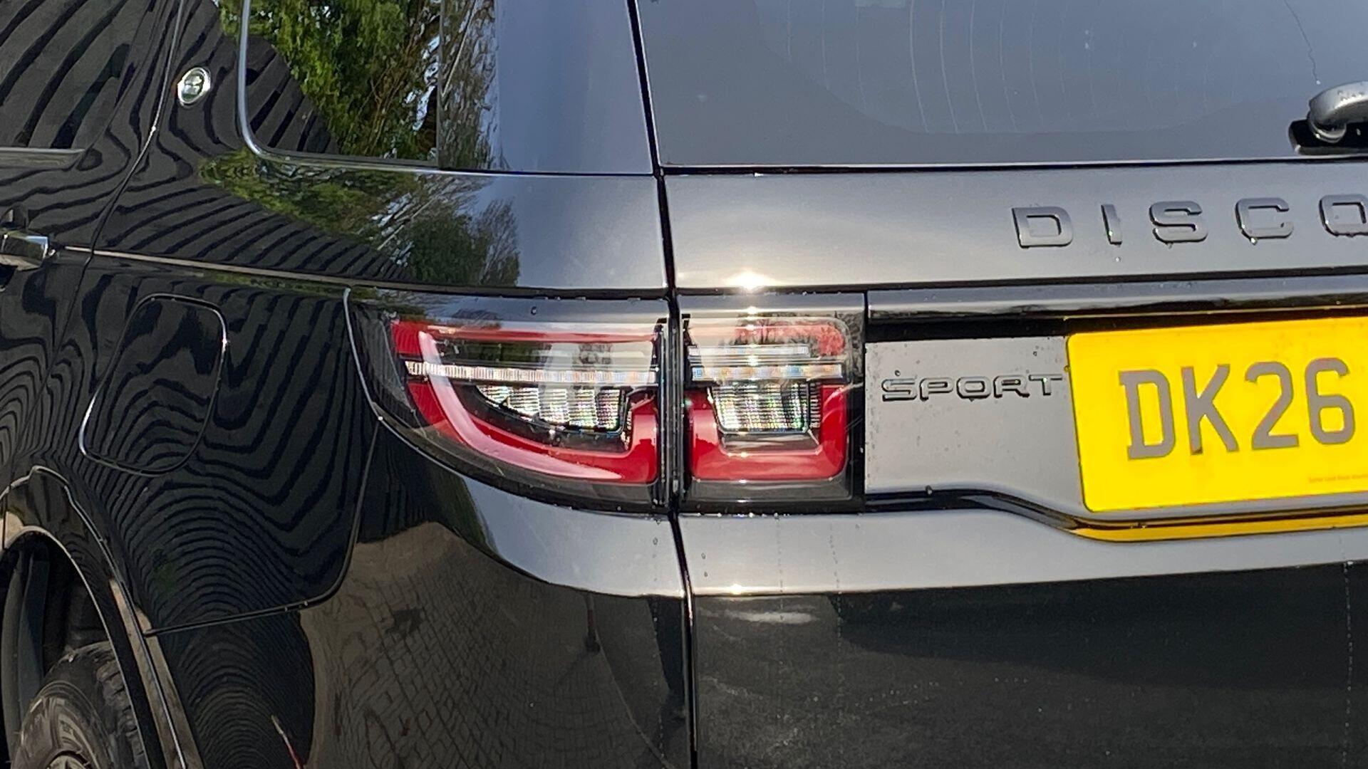Land Rover Discovery Sport view 20