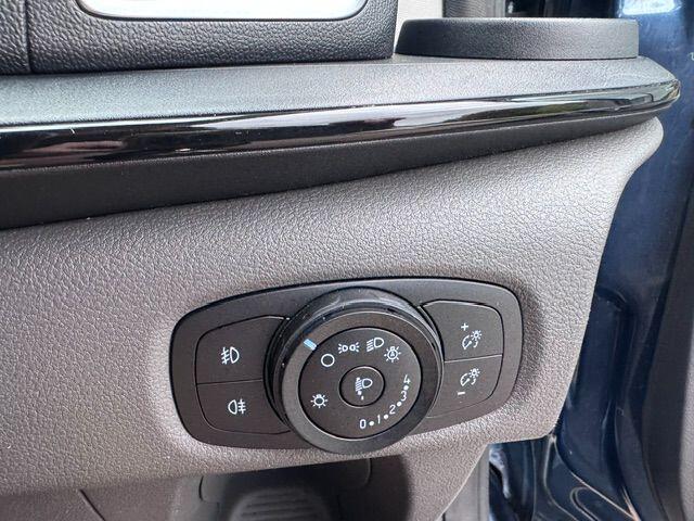 Ford Tourneo Custom view 25