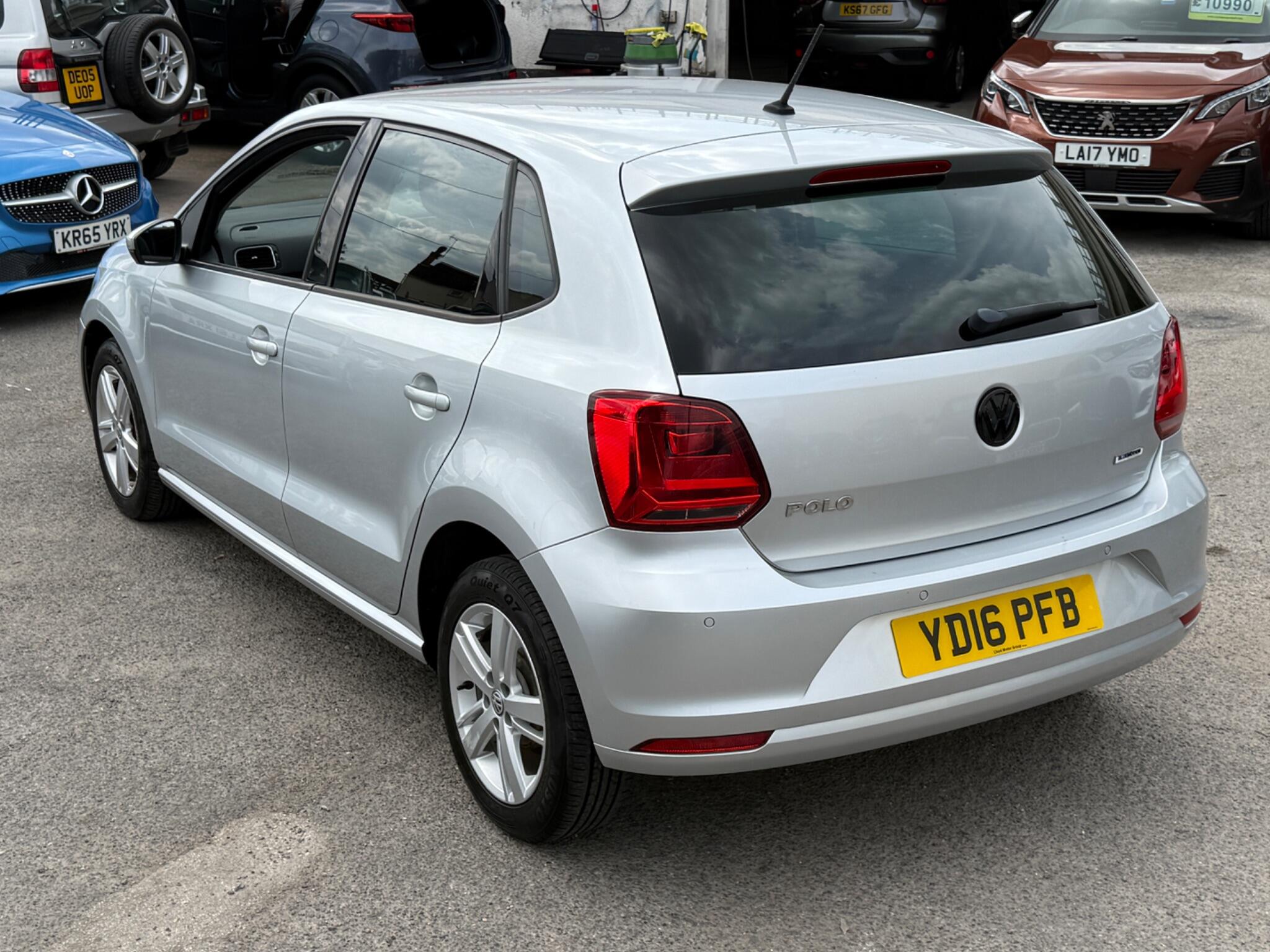 Volkswagen Polo - Image 14