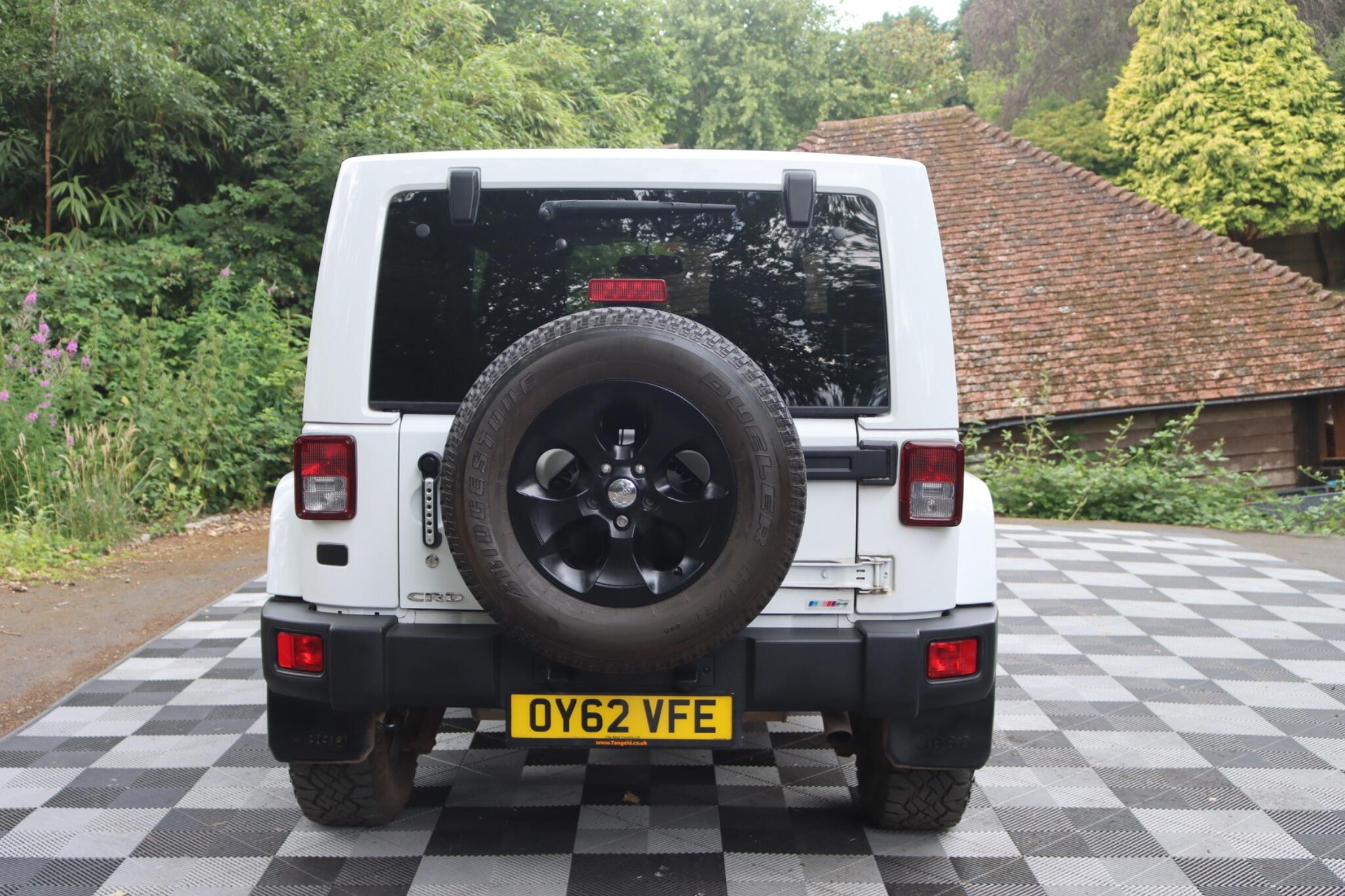 Jeep Wrangler view 19