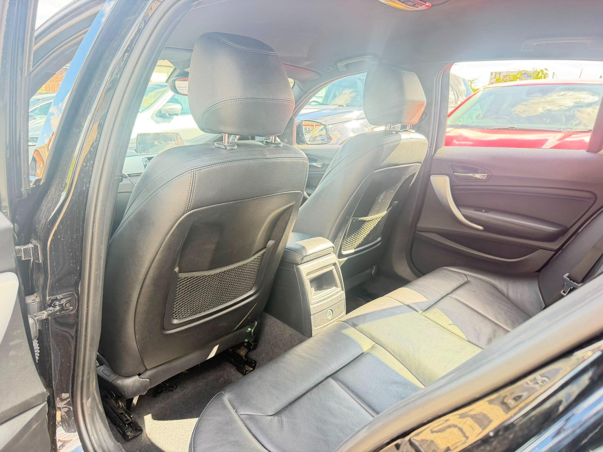 BMW 1 Series view 20