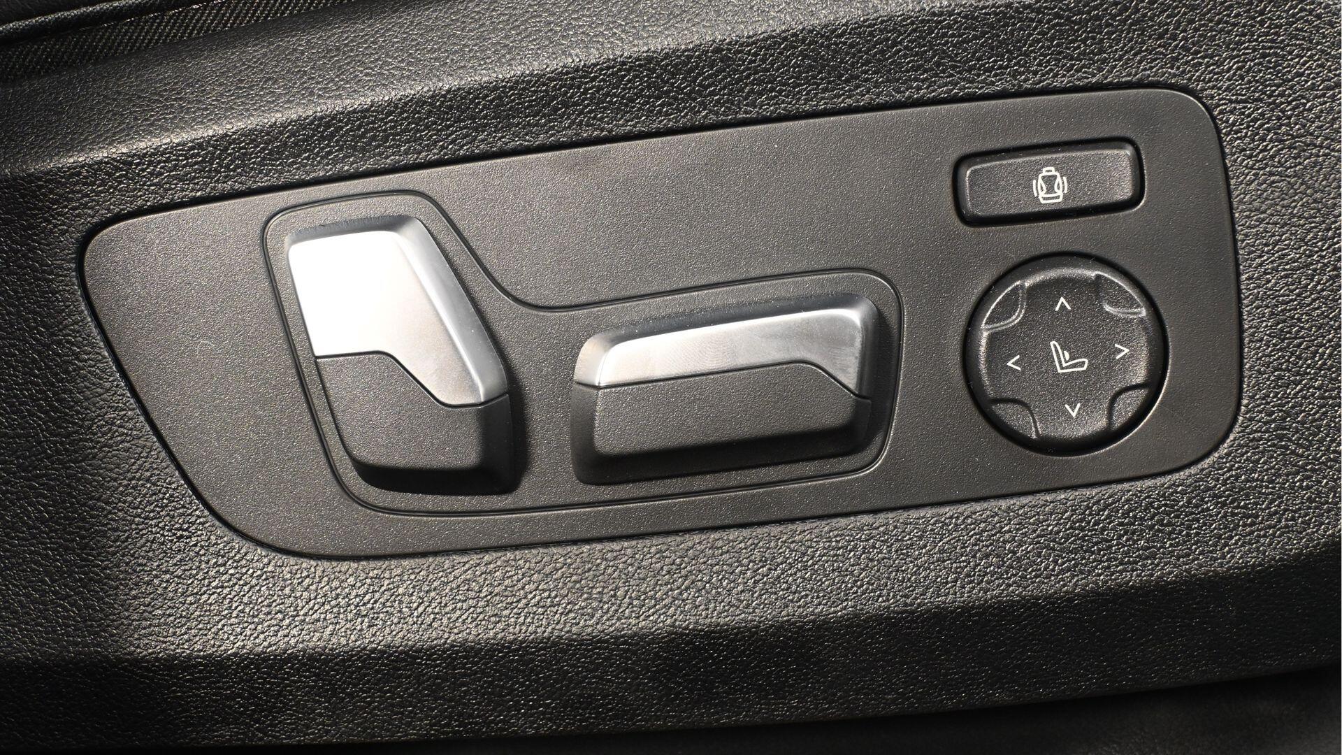 BMW X5 view 25