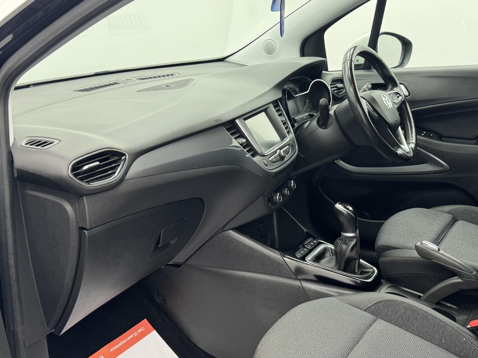 Vauxhall Crossland view 22