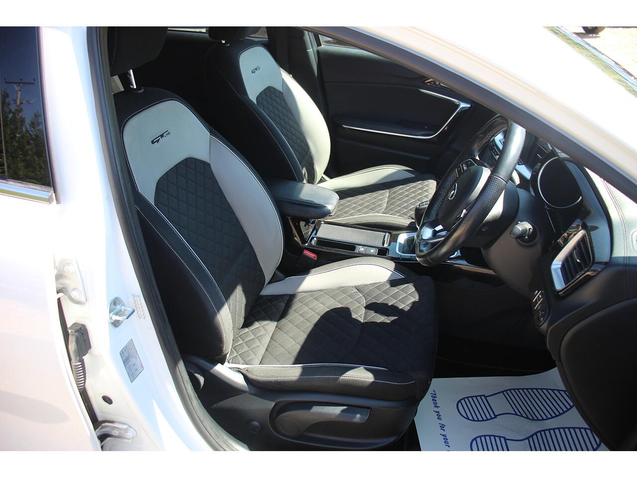 Kia Proceed view 15