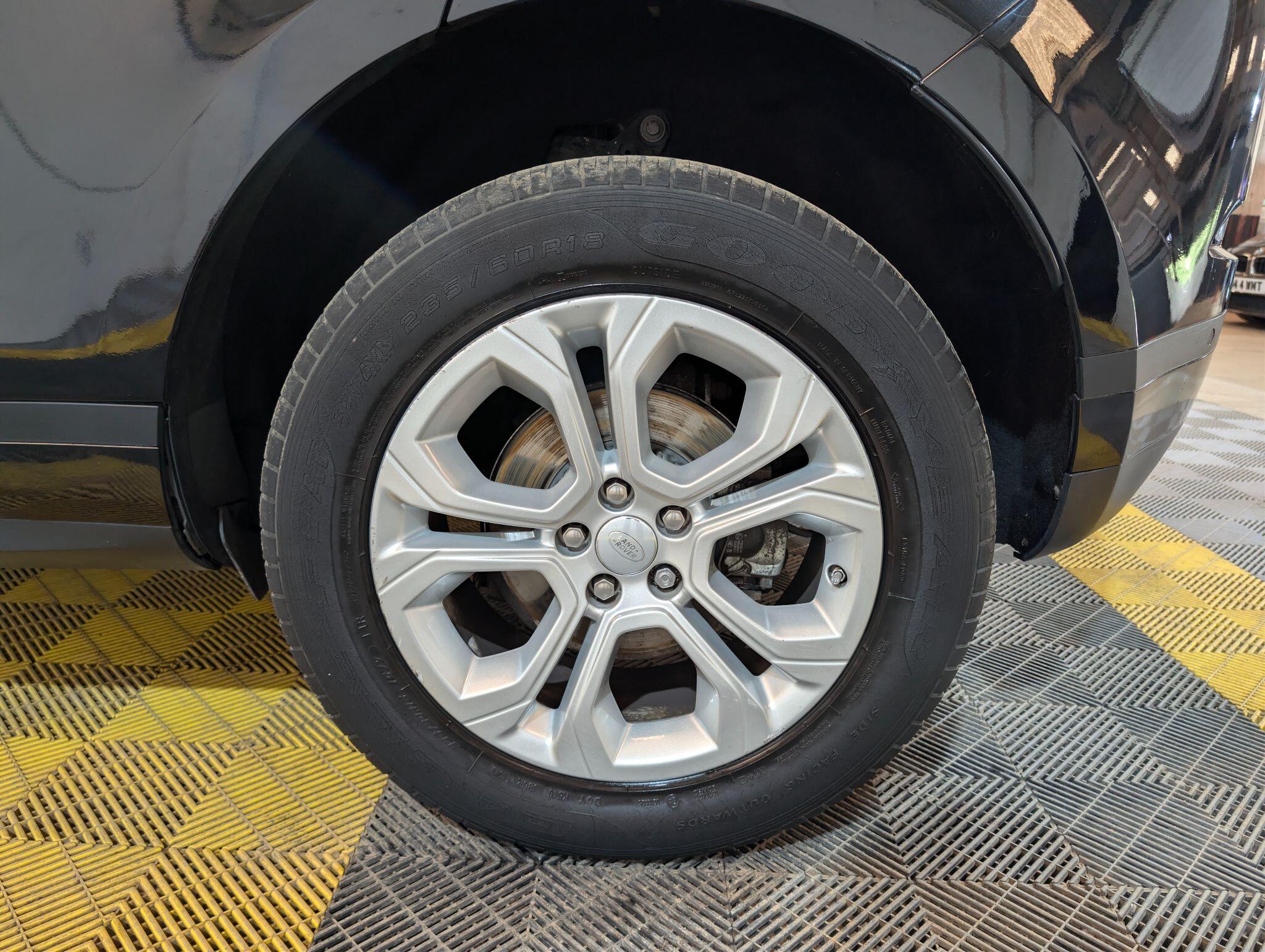 Land Rover Range Rover Evoque view 13
