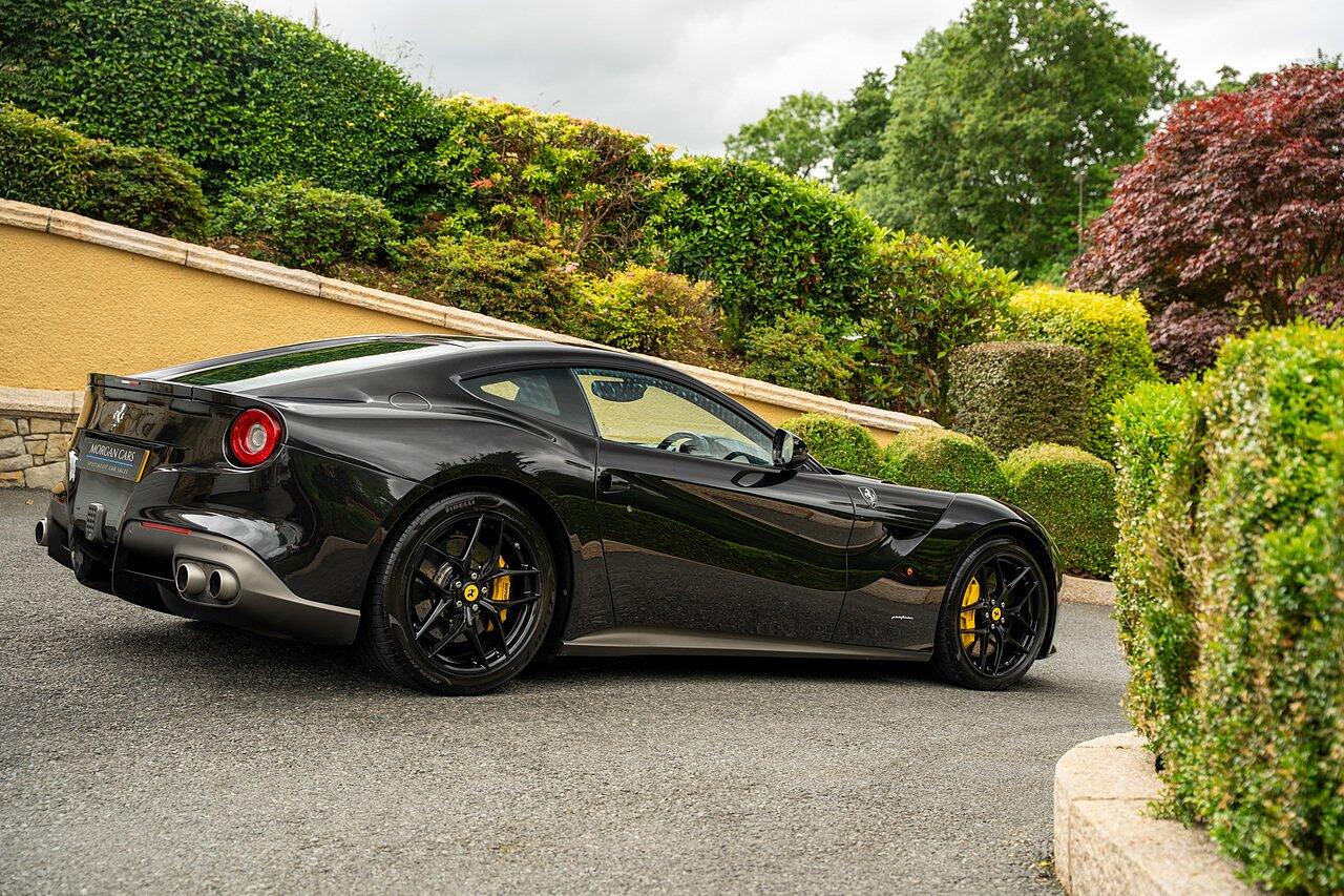 Ferrari F12 view 108