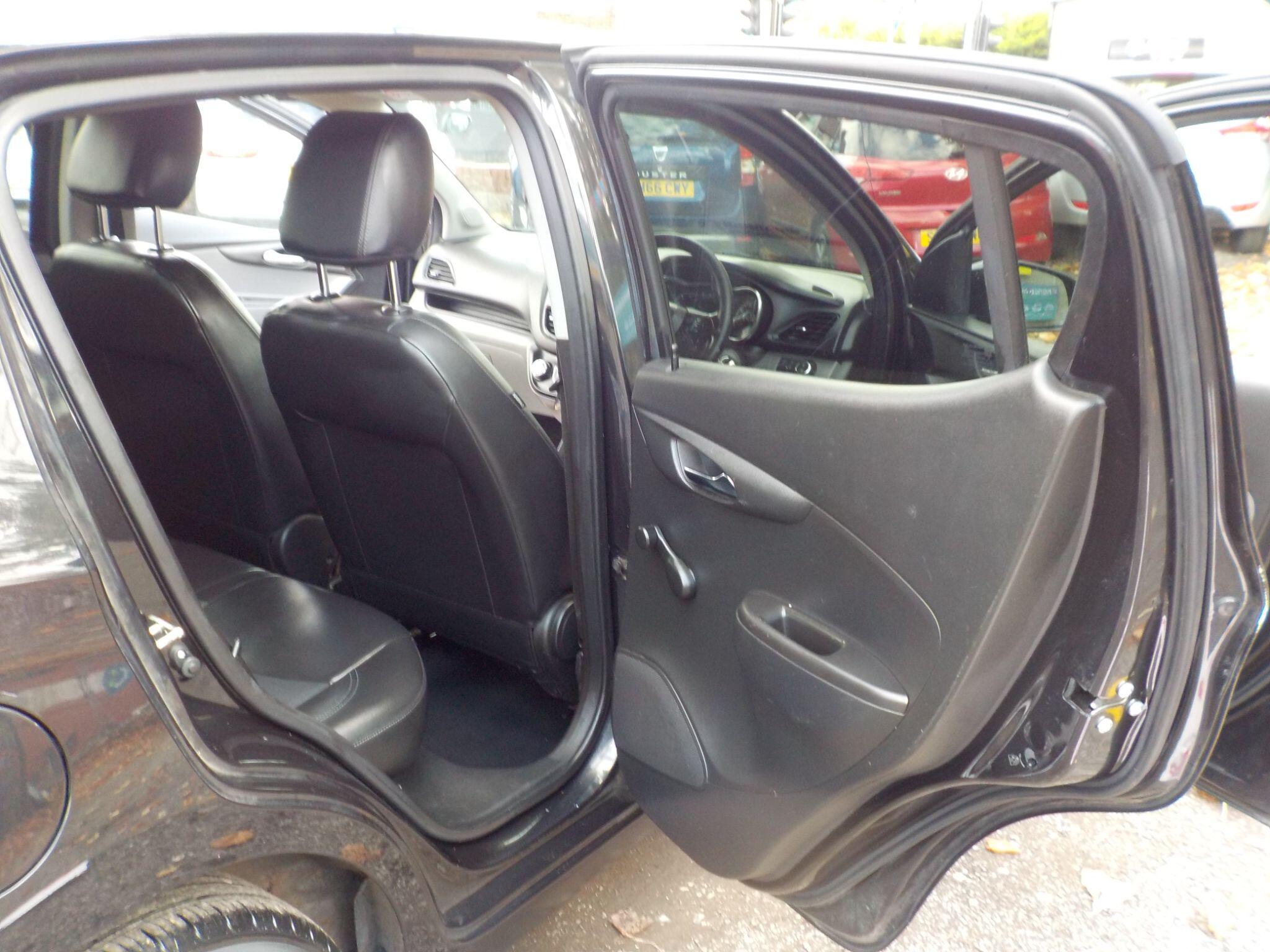 Vauxhall Viva 1.0i SL Euro 6 5dr