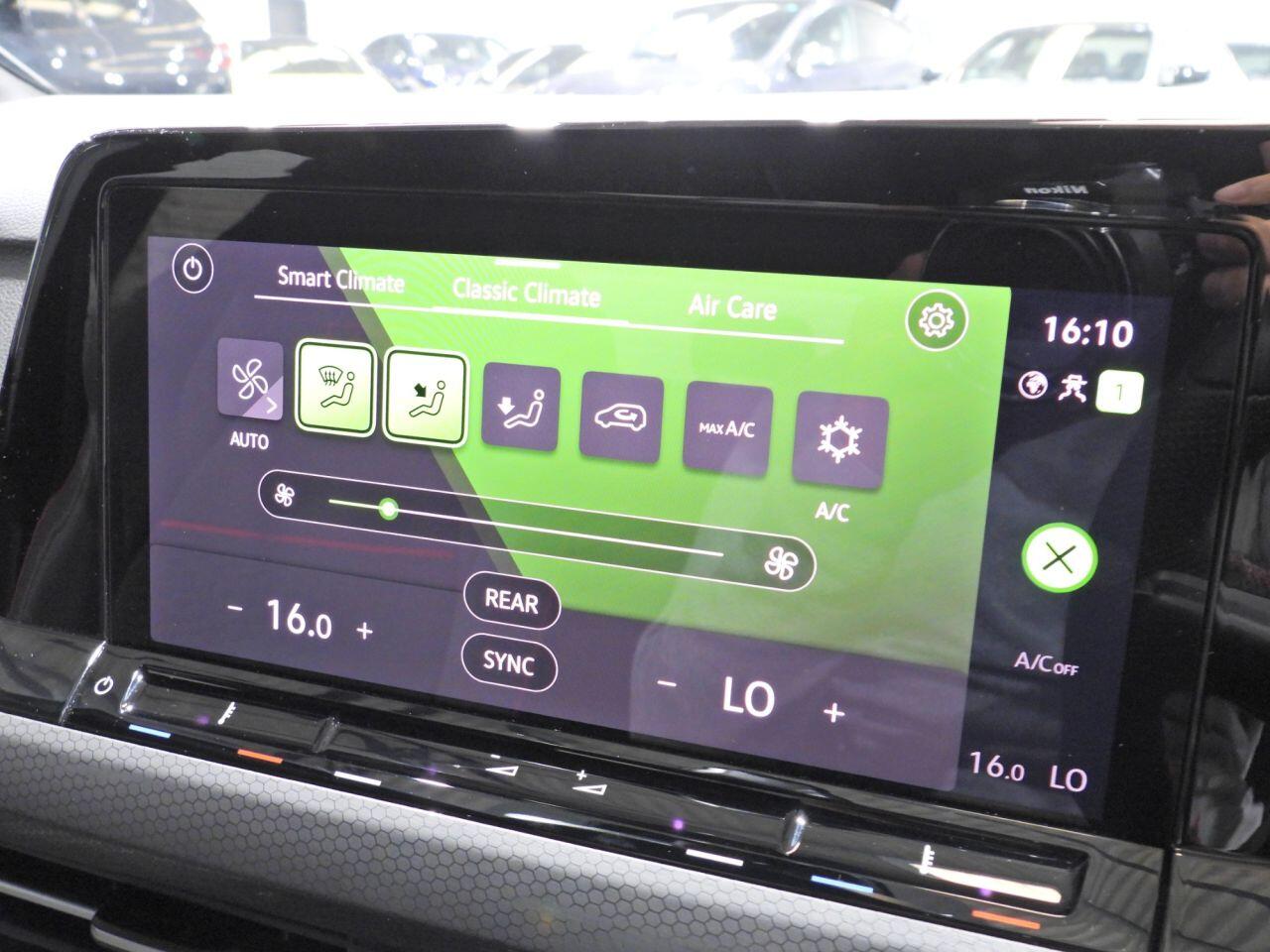 Volkswagen Golf view 28