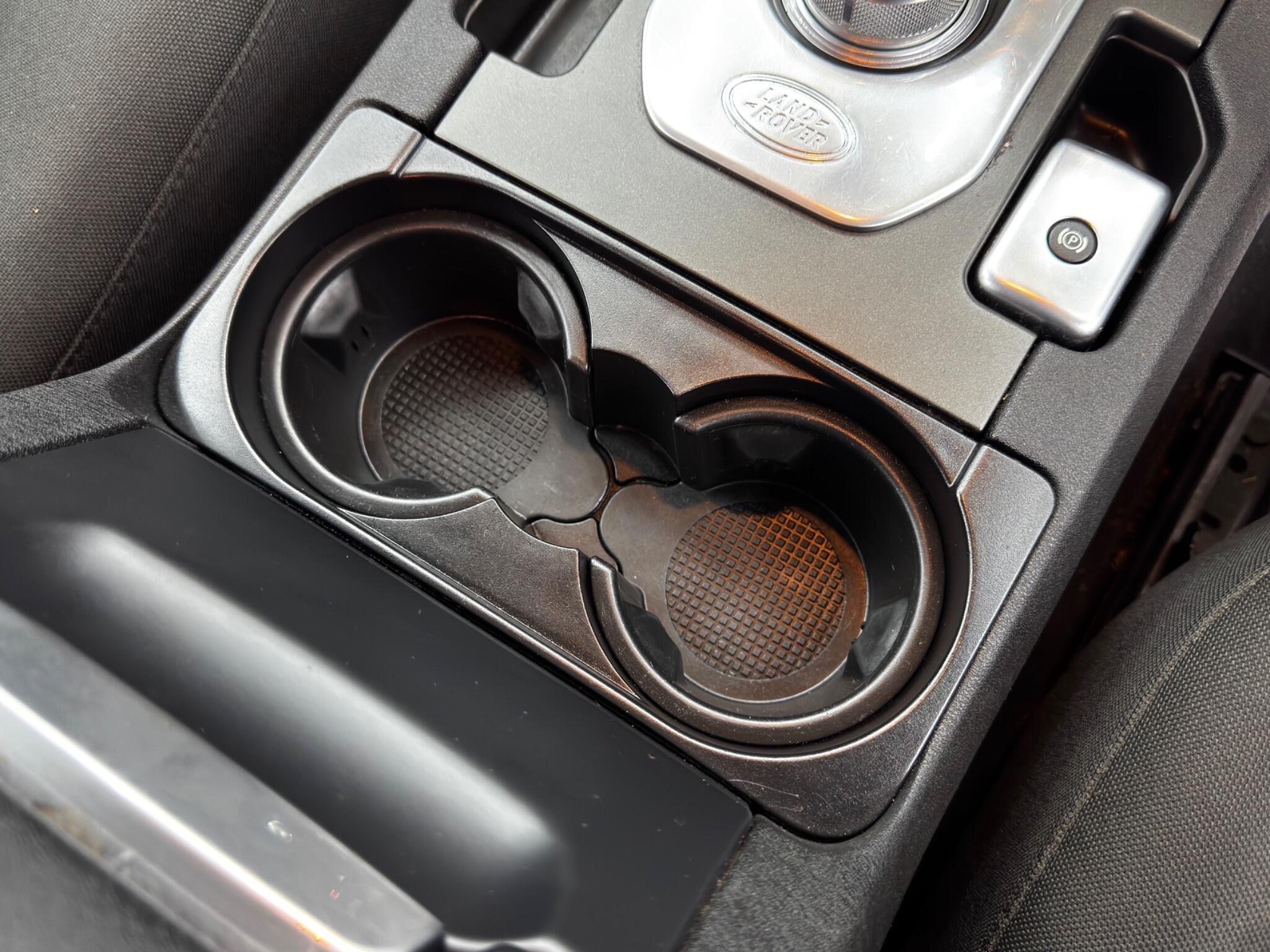 Land Rover Discovery view 24