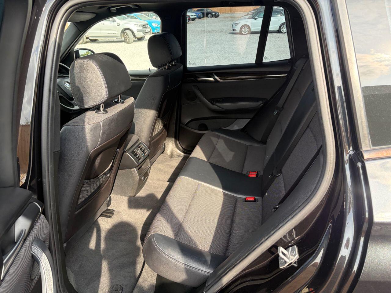 BMW X3 view 23