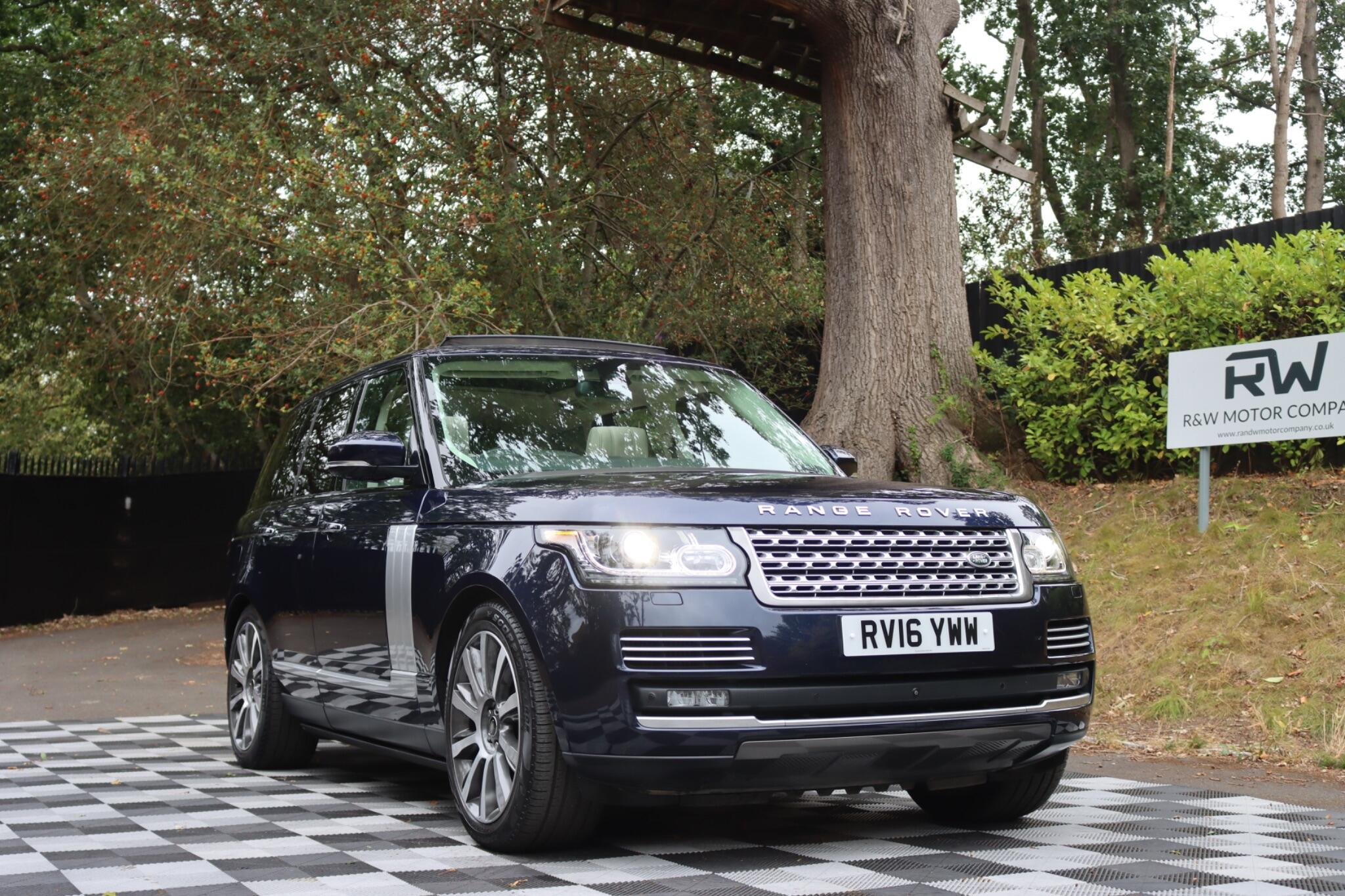 Land Rover Range Rover view 20