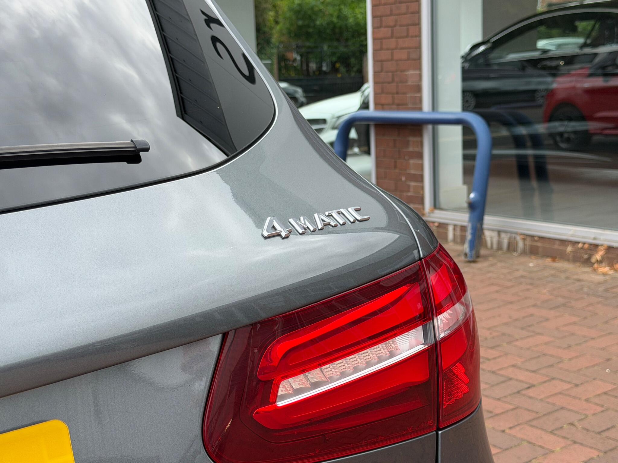Mercedes-Benz GLC view 63