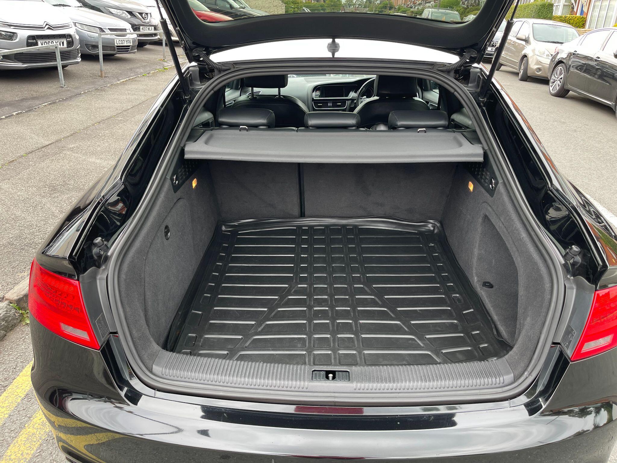 Audi A5 view 22