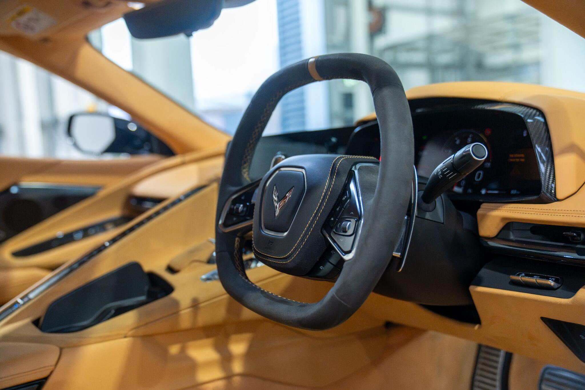 Chevrolet Corvette view 7