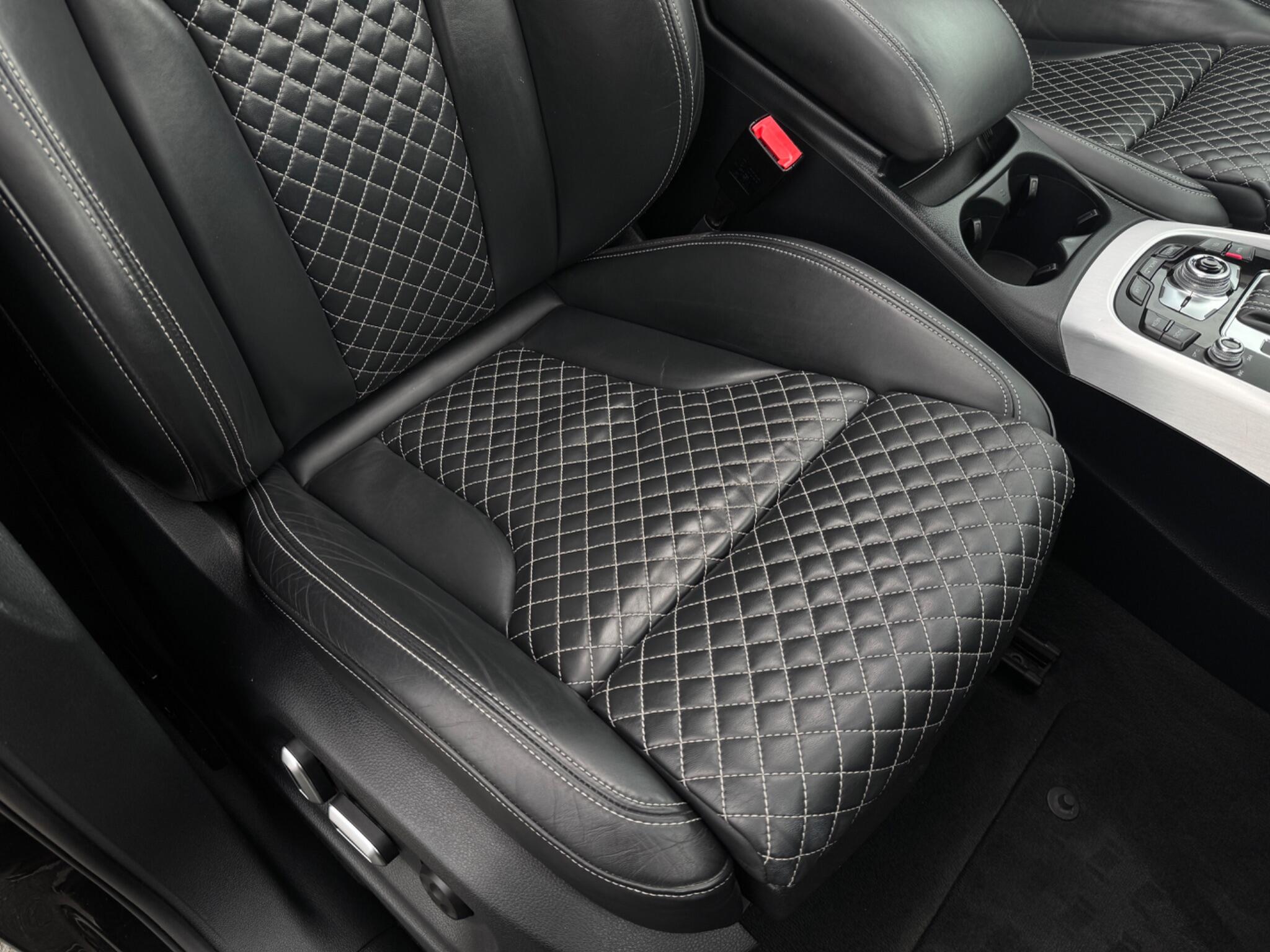 Audi SQ5 view 55