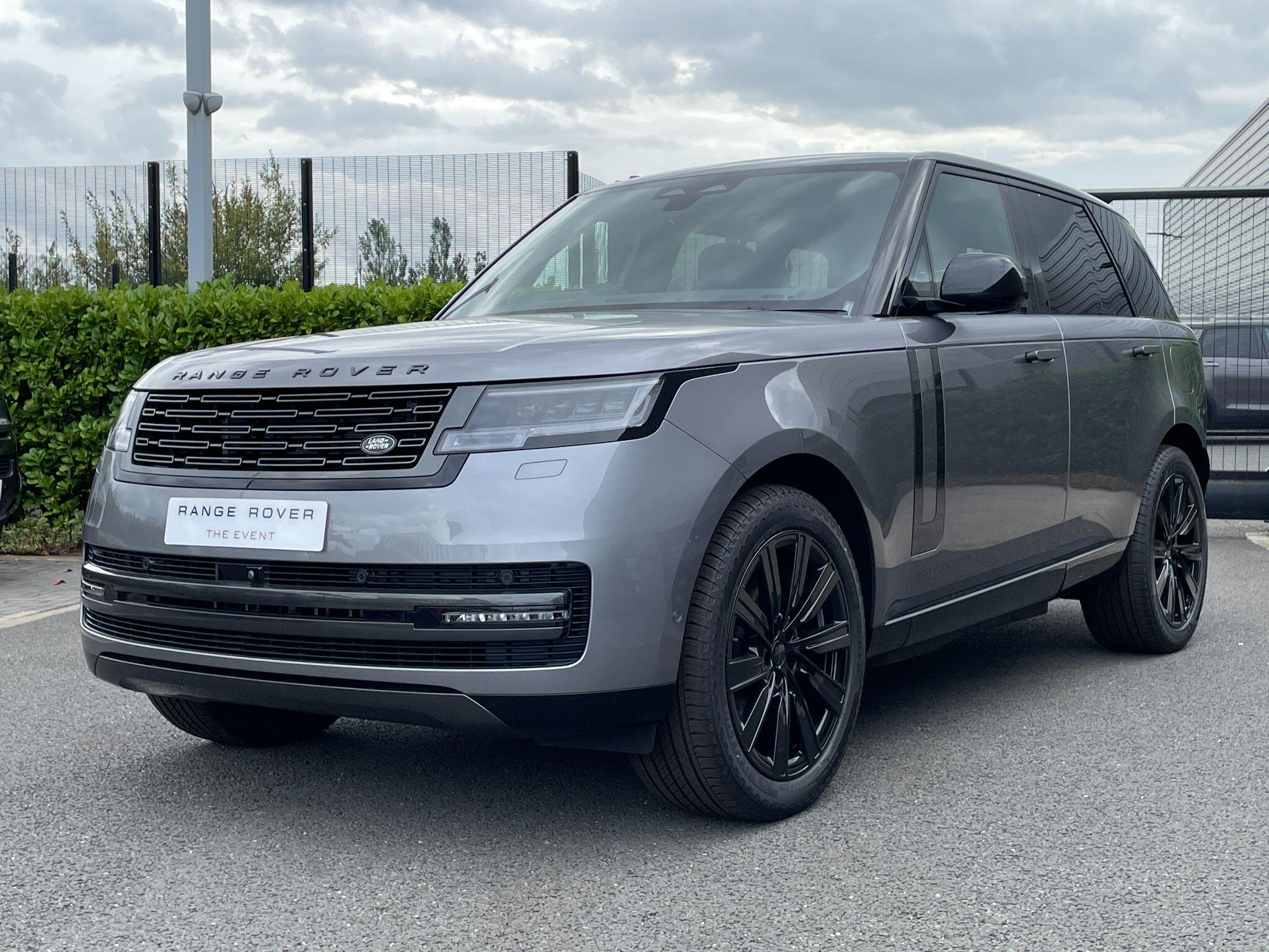 Land Rover Range Rover view 5