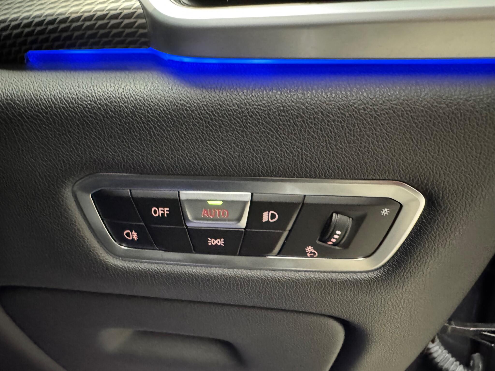 BMW X6 view 13