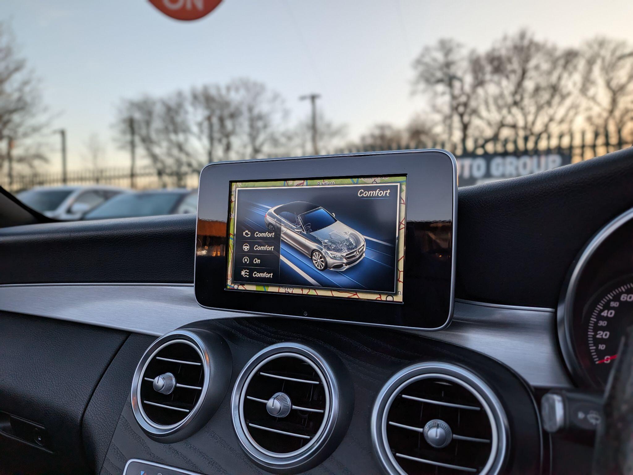 Mercedes-Benz C Class view 55