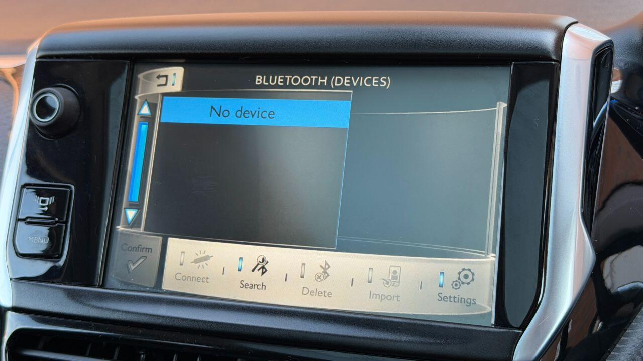 Peugeot 2008 view 20