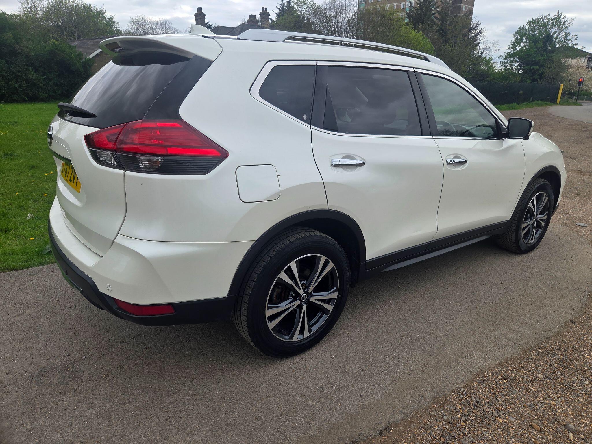 Nissan X-Trail view 12