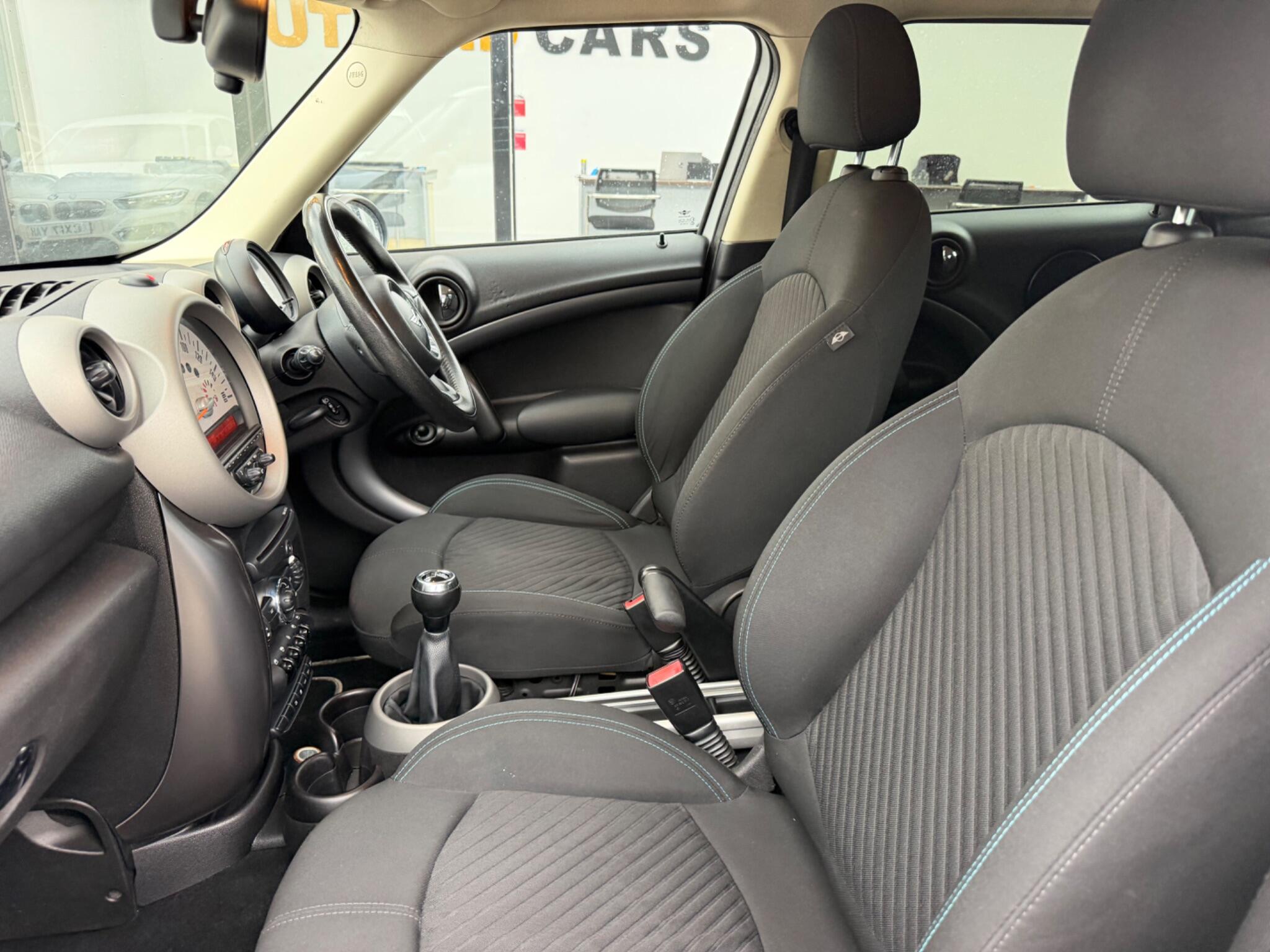 Mini Countryman view 15