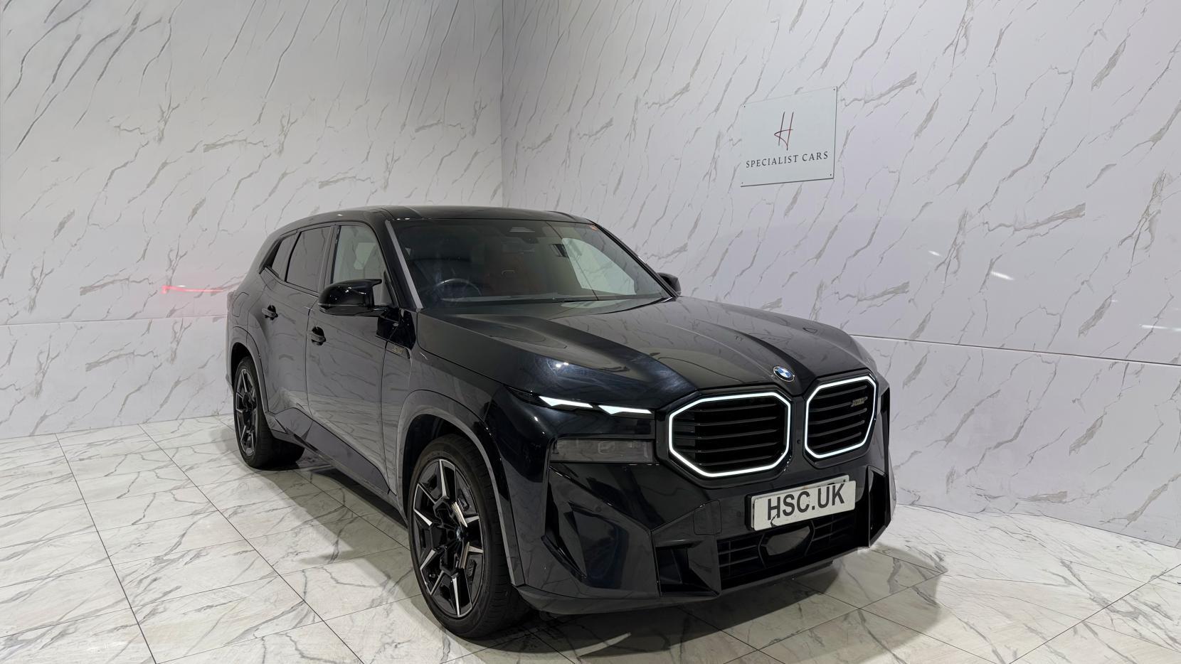 BMW XM view 4