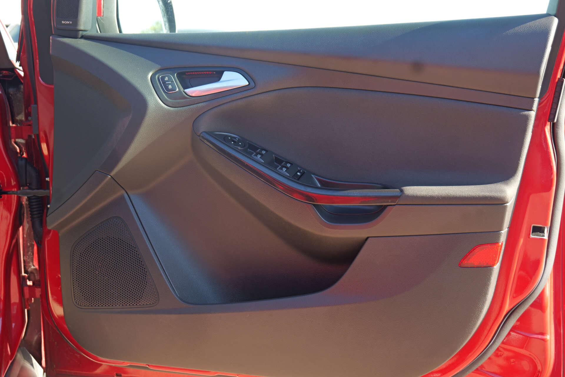 Ford Focus view 53