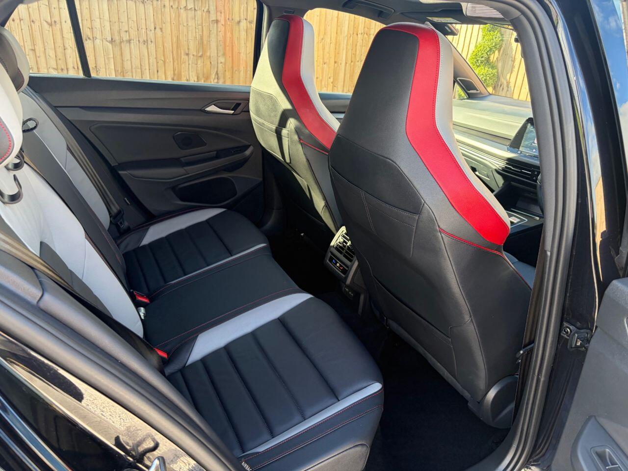Volkswagen Golf view 22