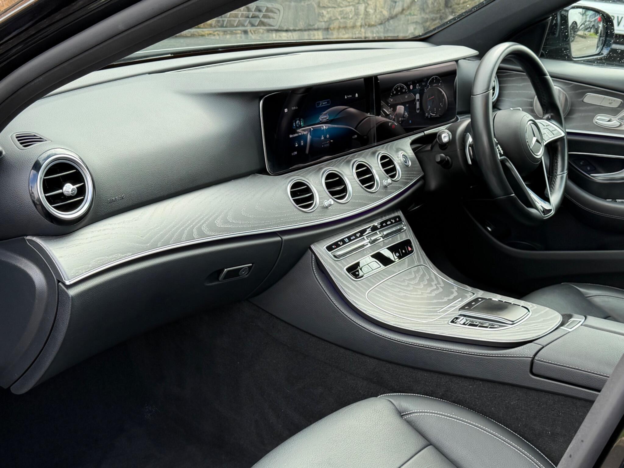Mercedes-Benz E-Class view 15