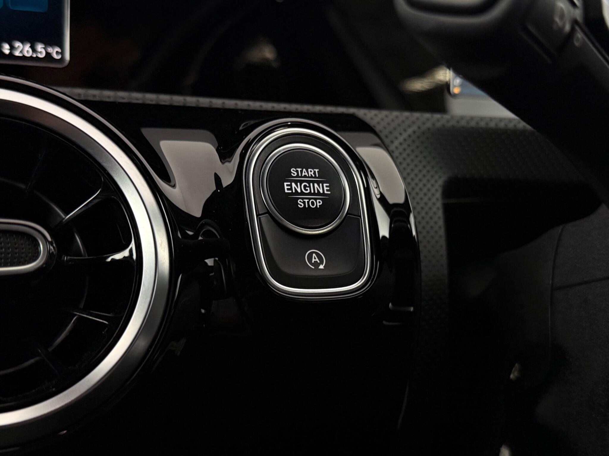 Mercedes-Benz A-Class view 20