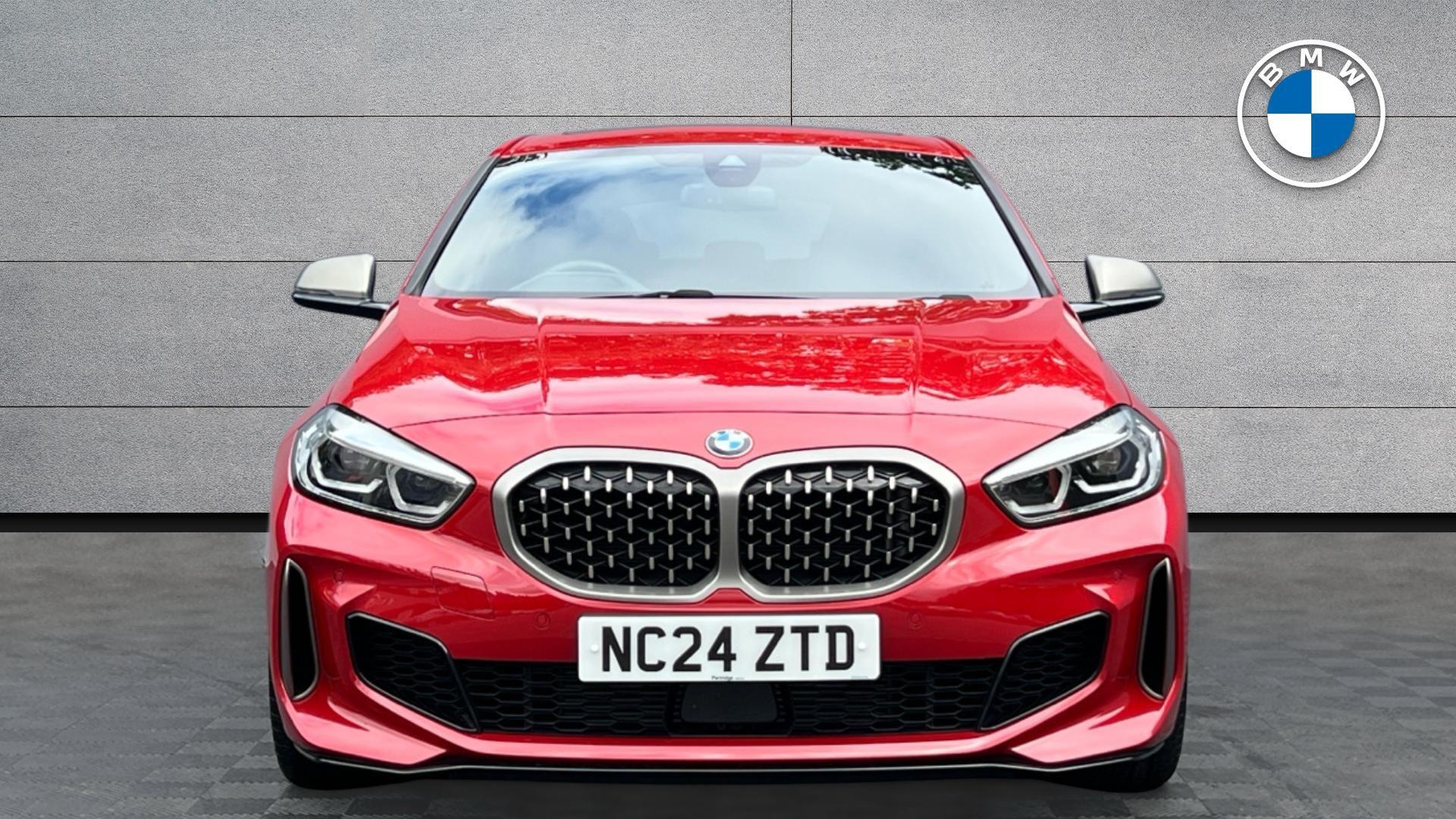 BMW 1 Series view 16