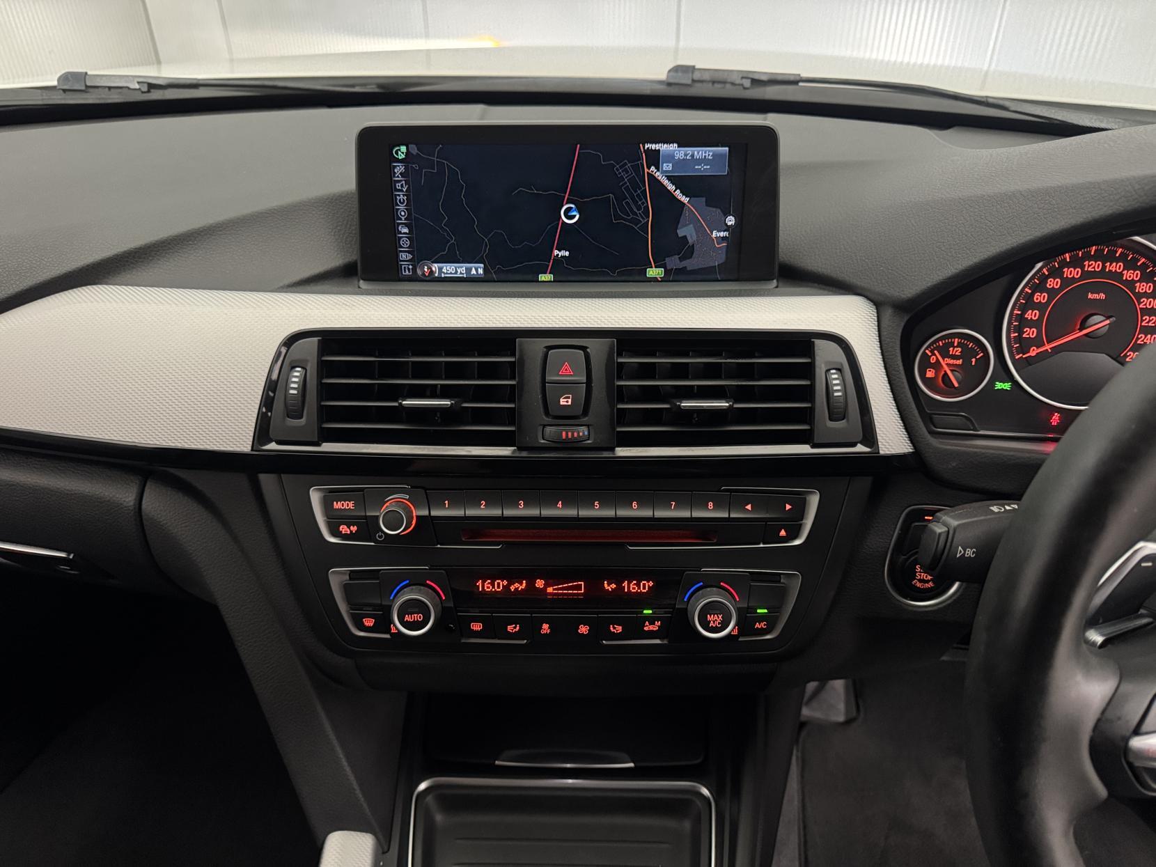 BMW 3 Series view 61