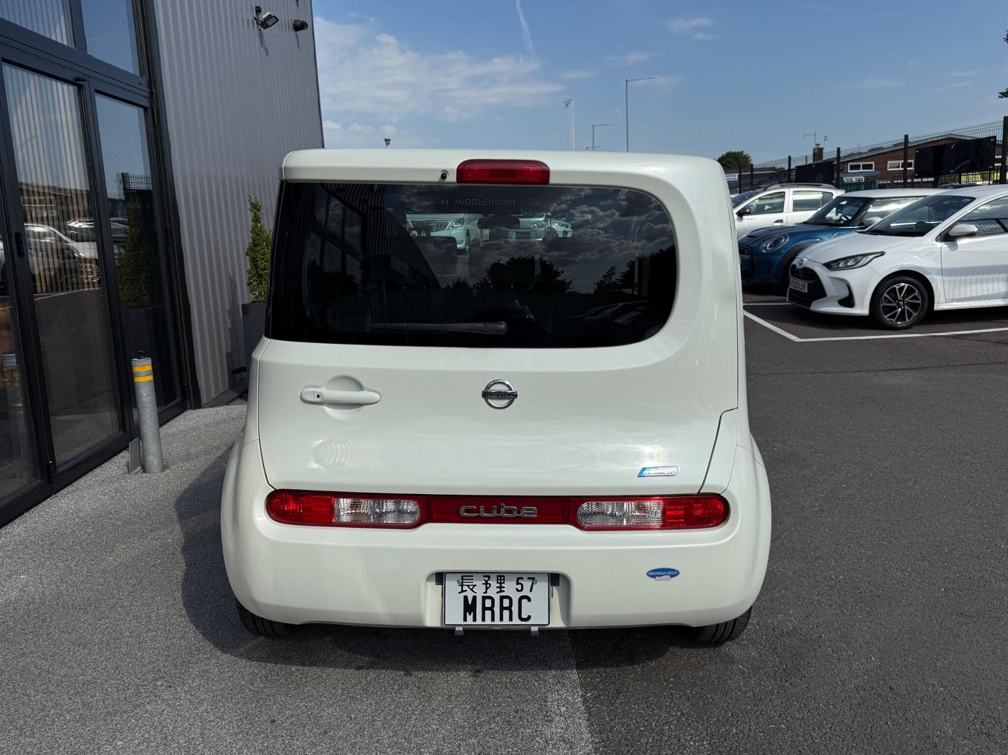 Nissan Cube view 14
