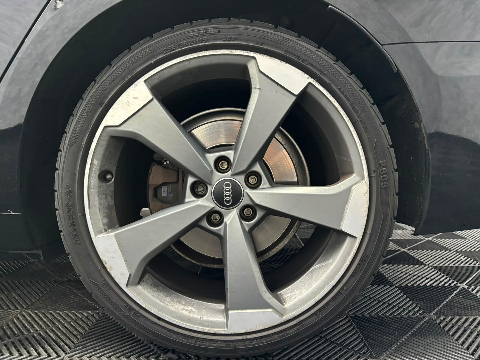 Audi A4 view 38