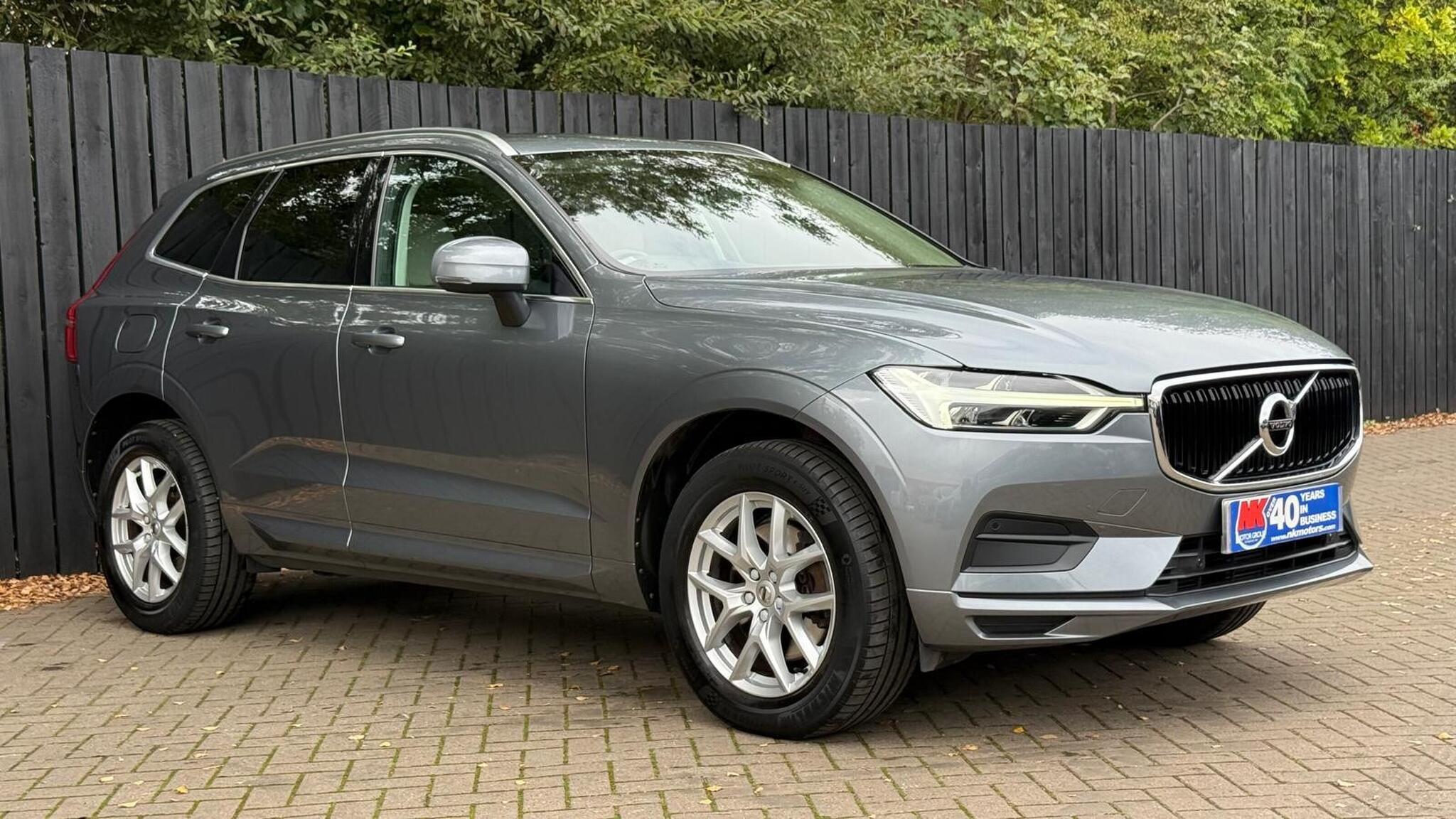 Volvo XC60 view 12