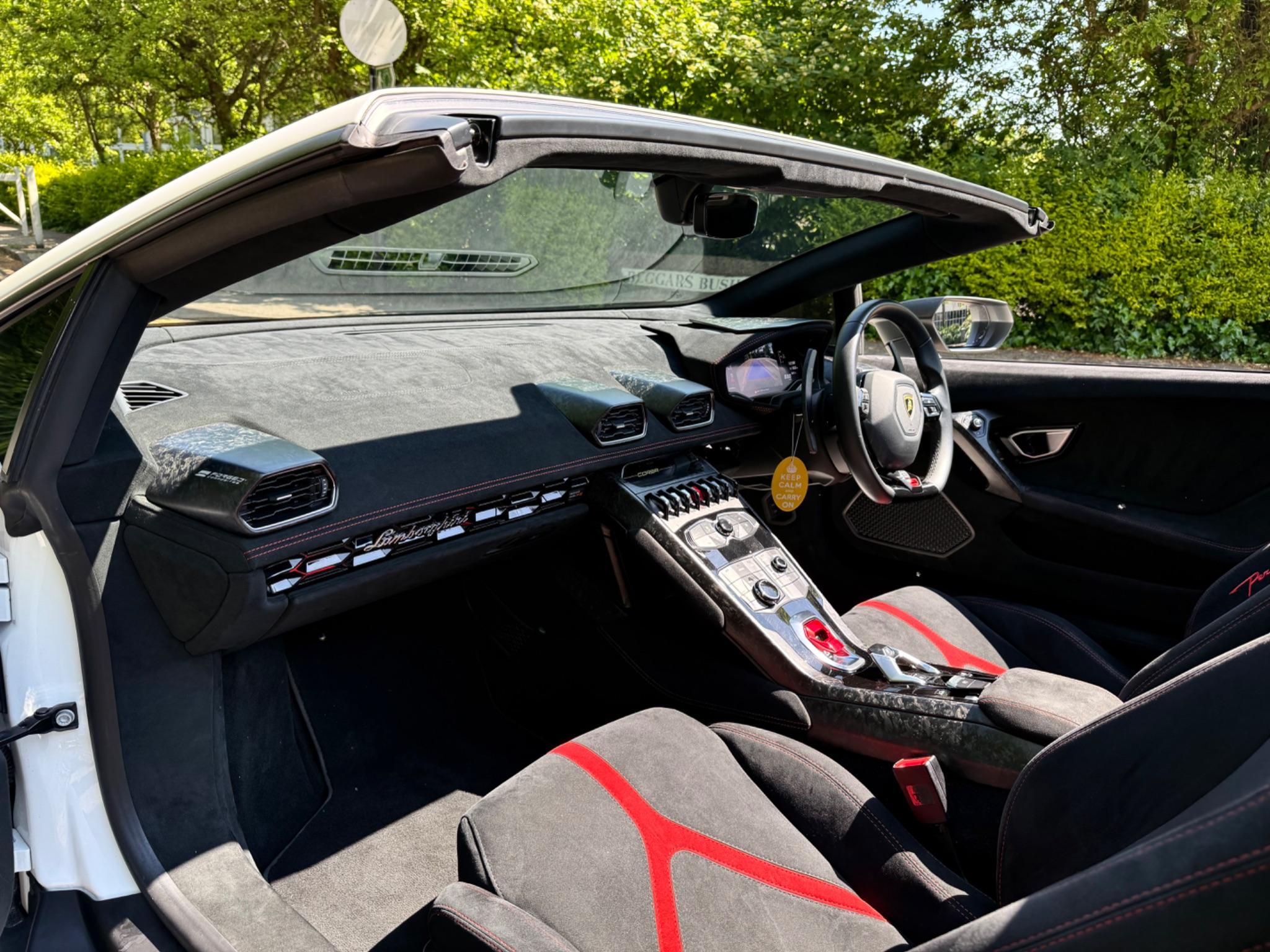 Lamborghini Huracan view 6