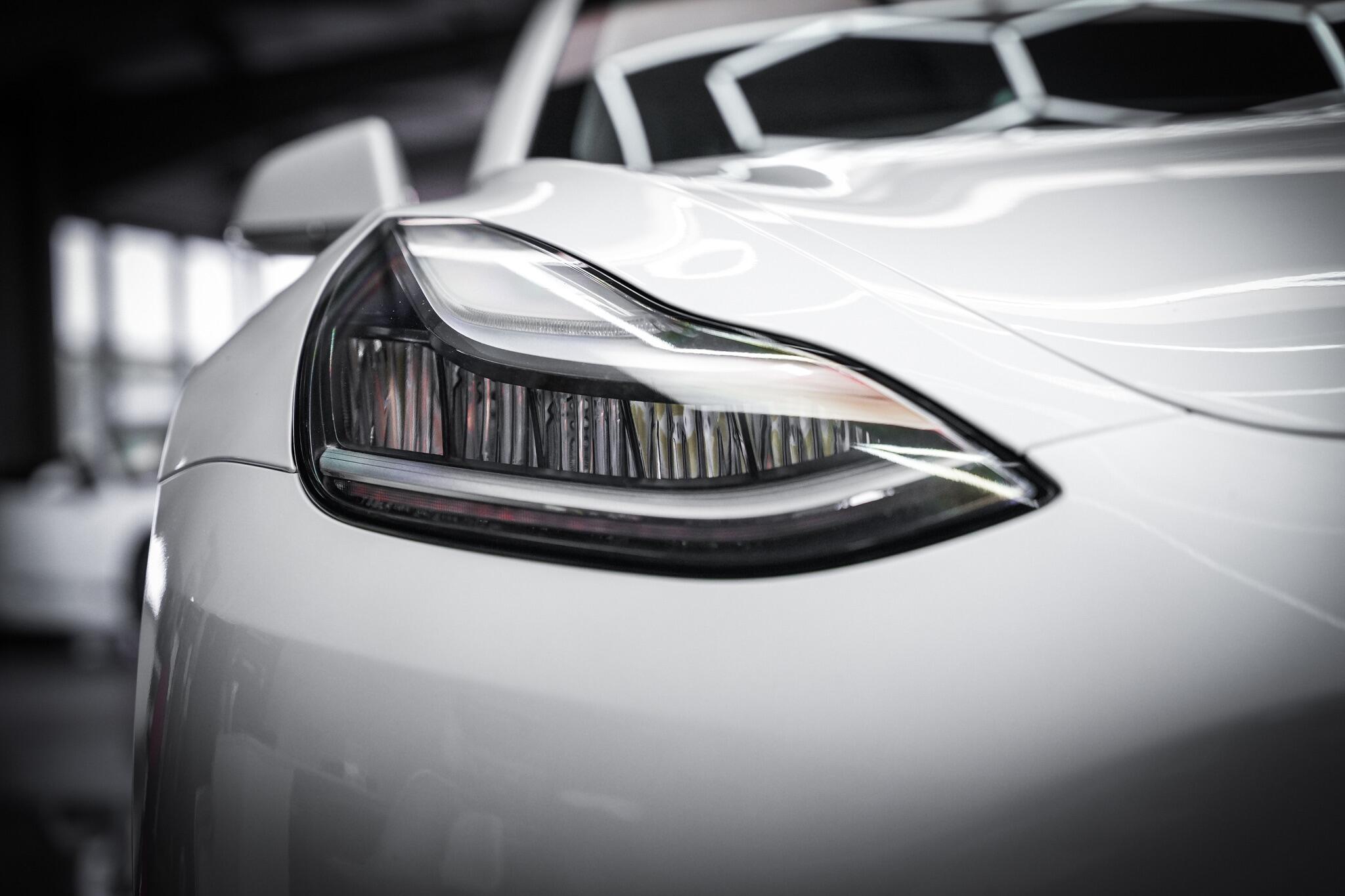 Tesla Model 3 view 32
