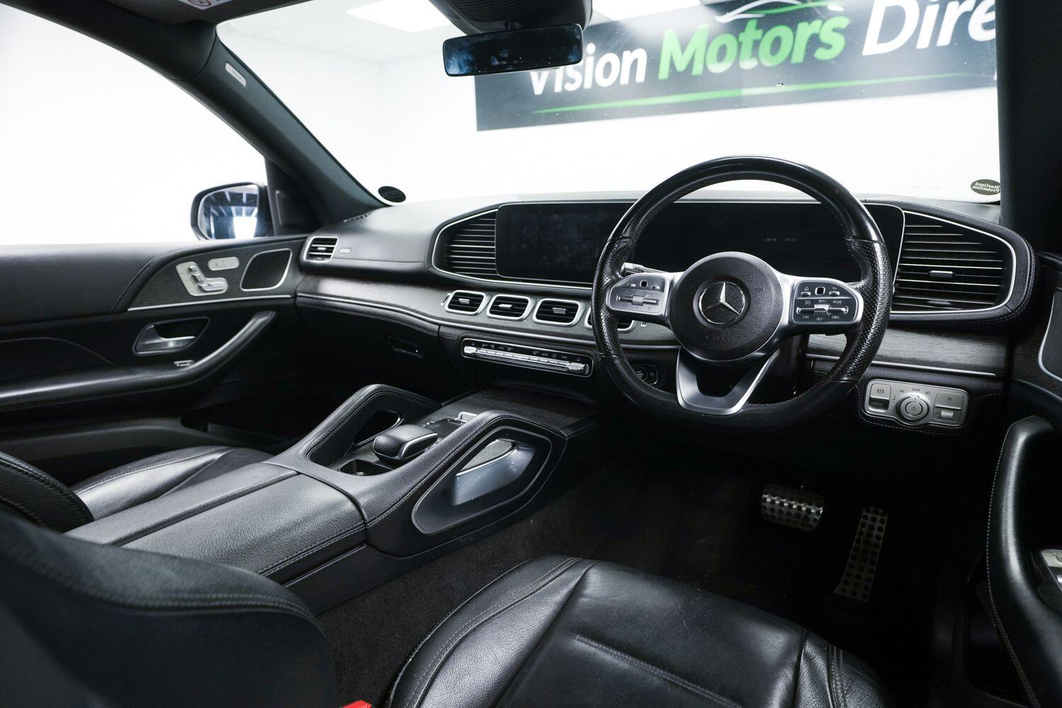 Mercedes-Benz Gle view 8